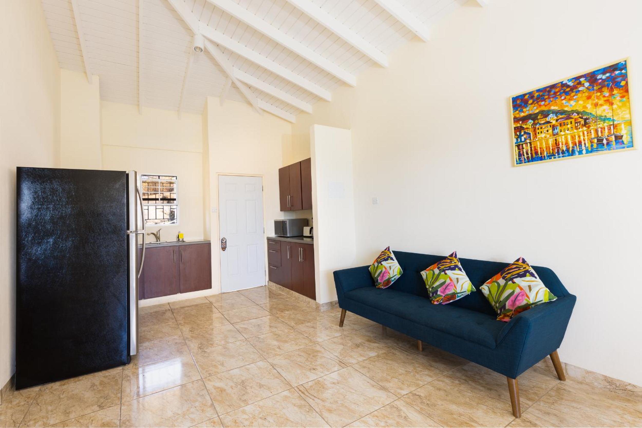 Hilltop Oceanview Suite photo 3