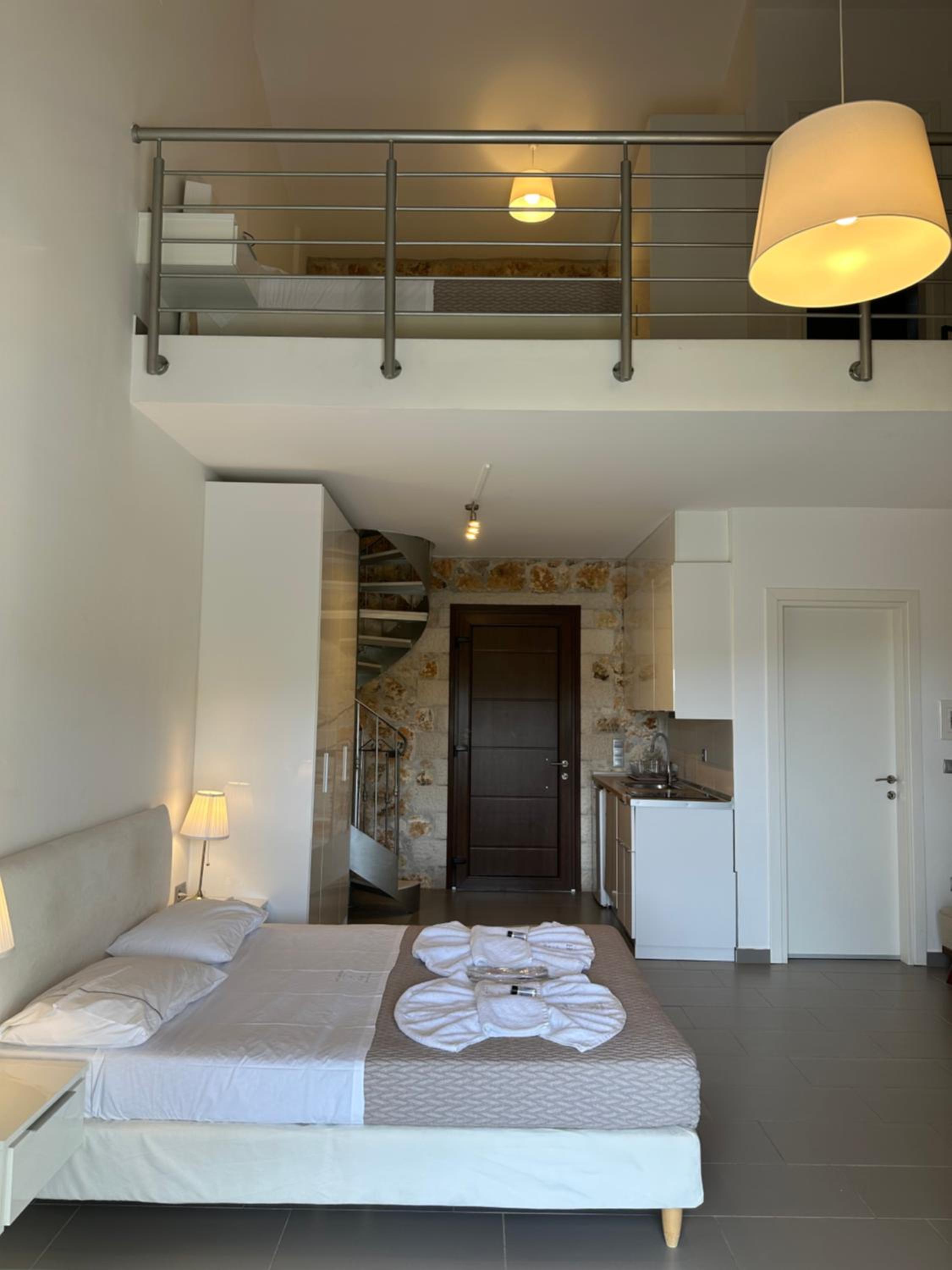 Maisonette - Photo 1