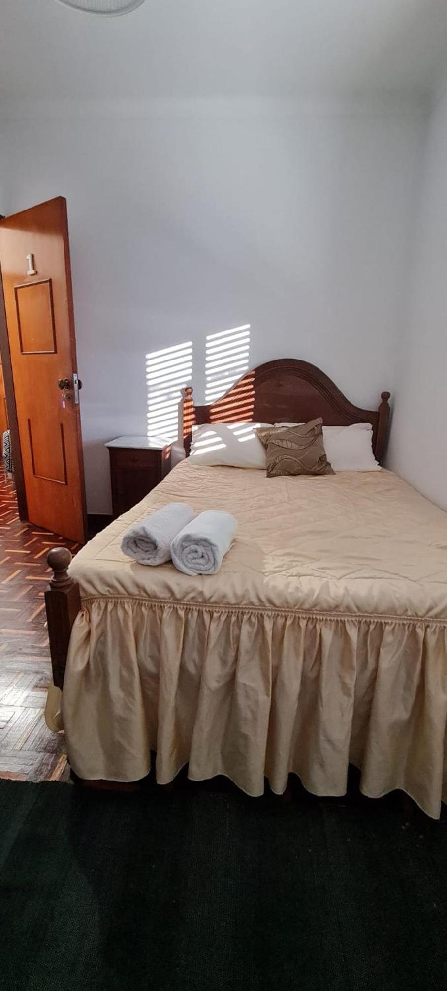 Deluxe Double Room with Side Sea View - Photo 1