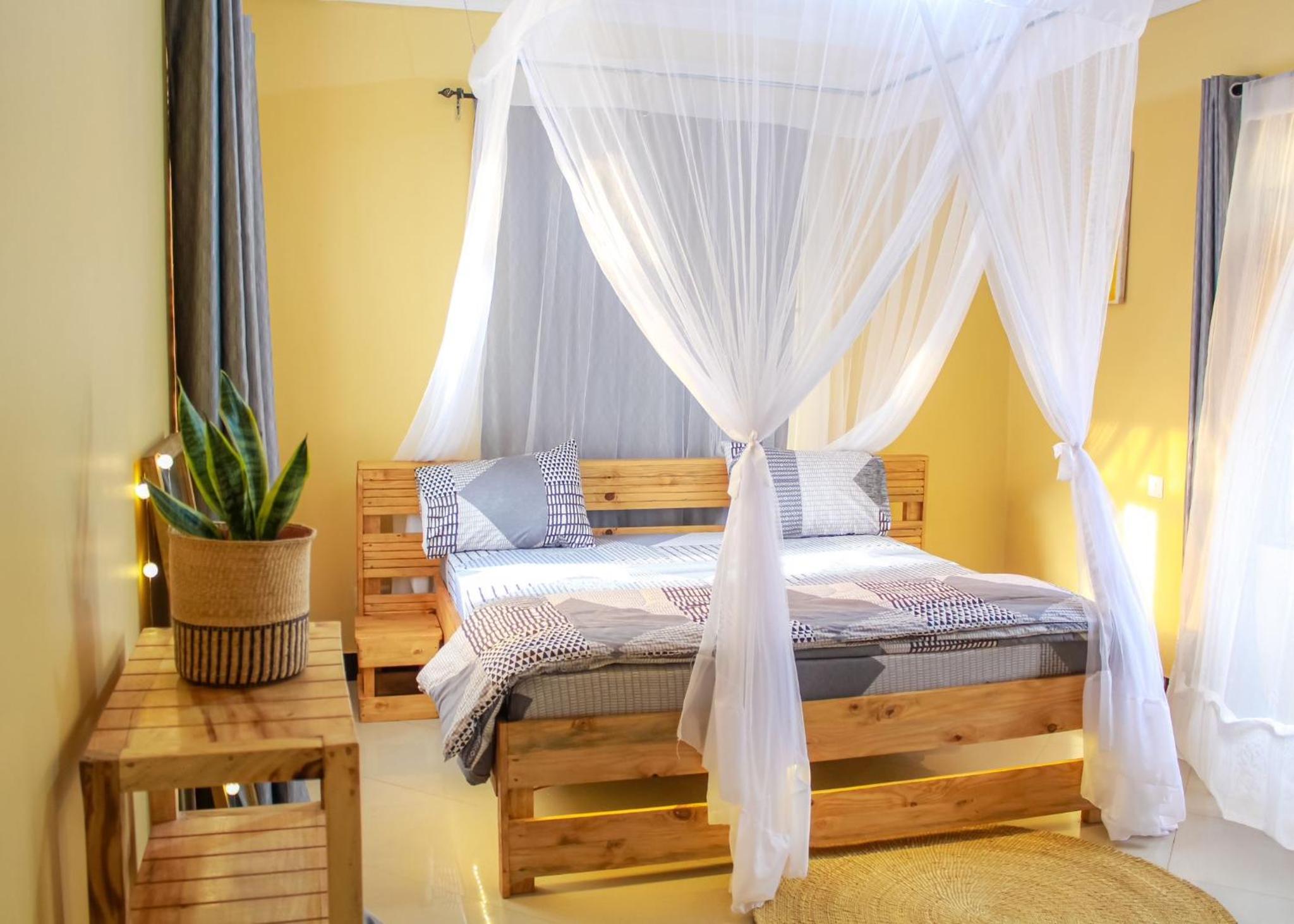 Double Room with Private Bathroom photo 2