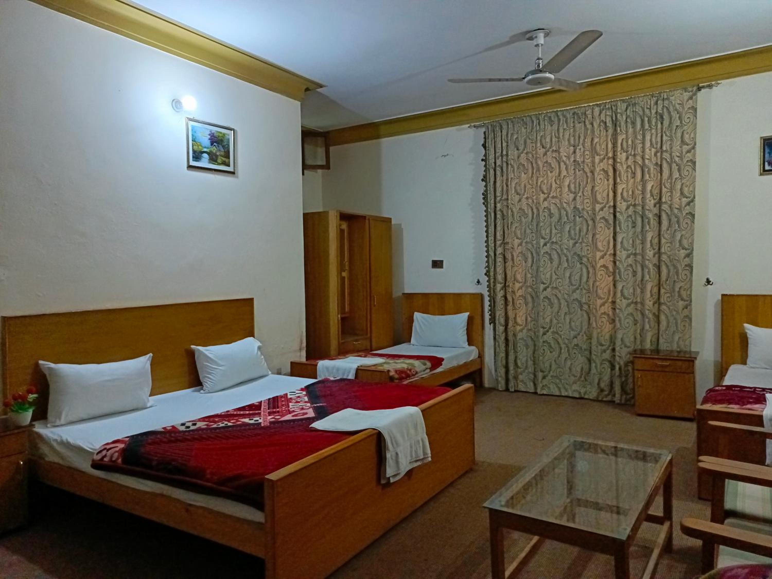 Triple Room