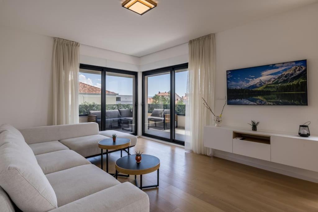 Three-Bedroom Premium Apartment with Balcony