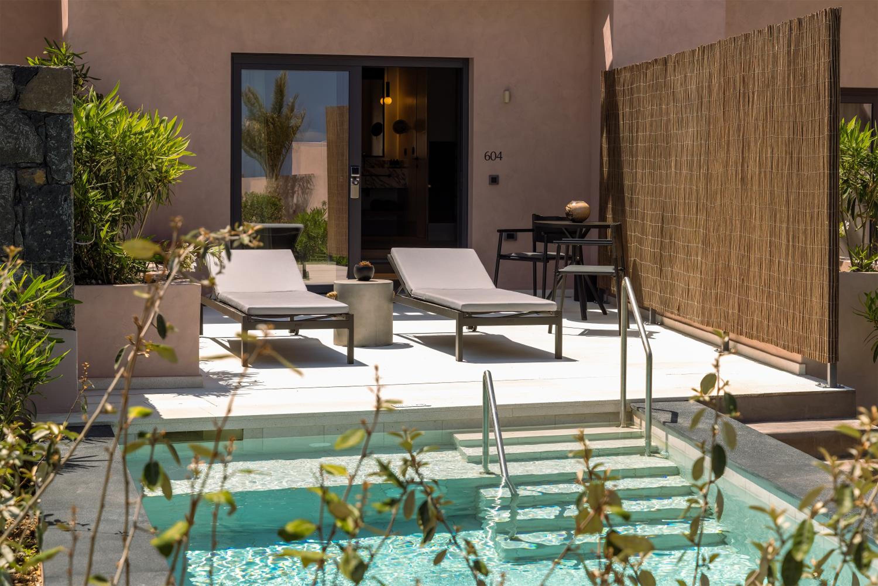 Echoes Bungalow with Zen Pool