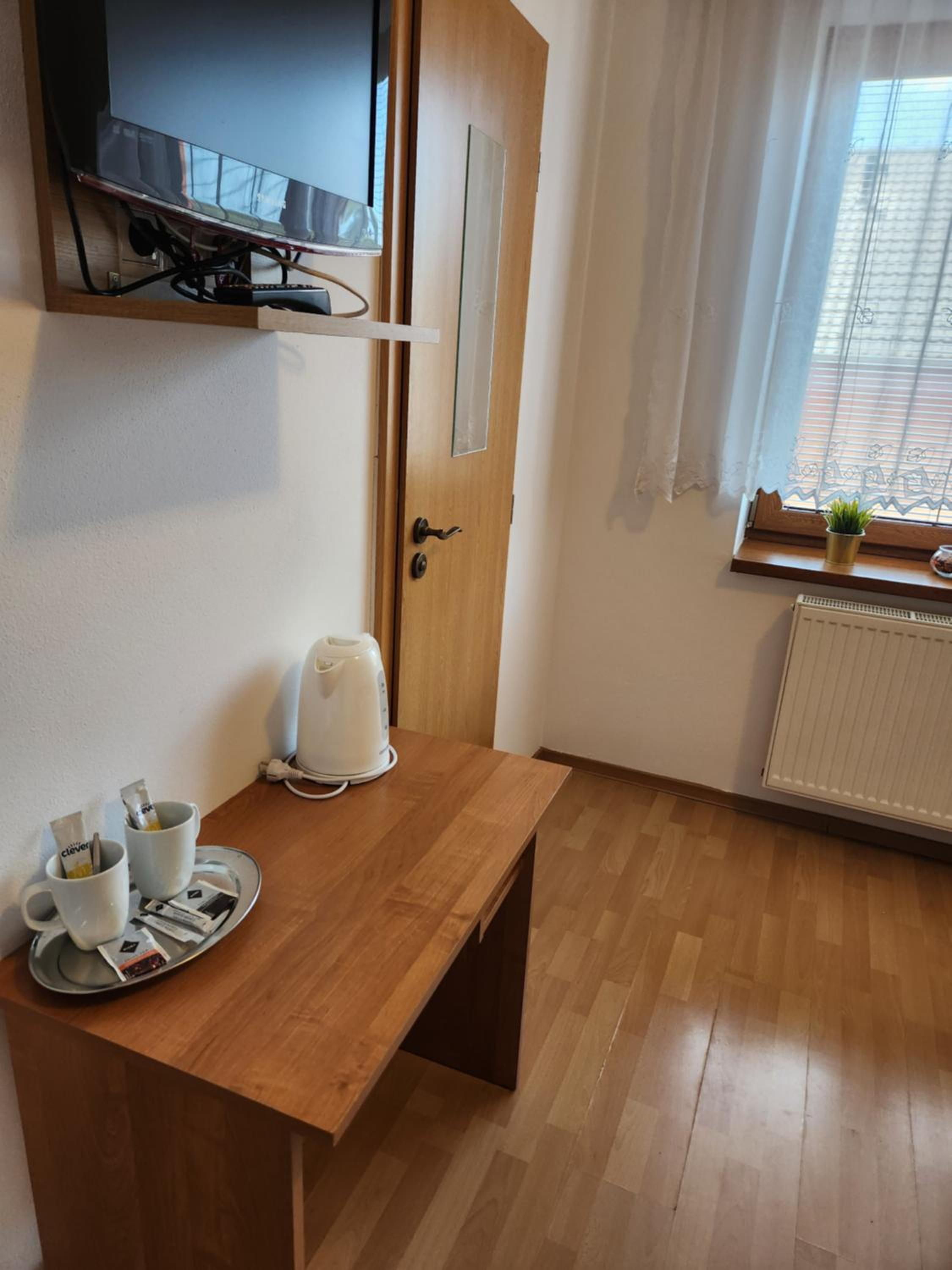 Double Room with Private Bathroom photo 2