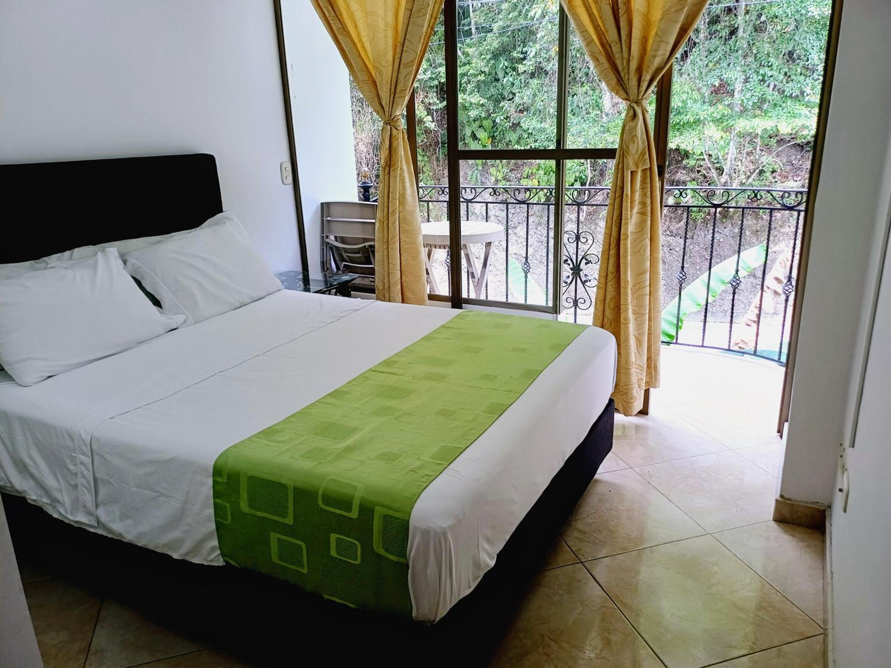 Budget Double Room photo 1