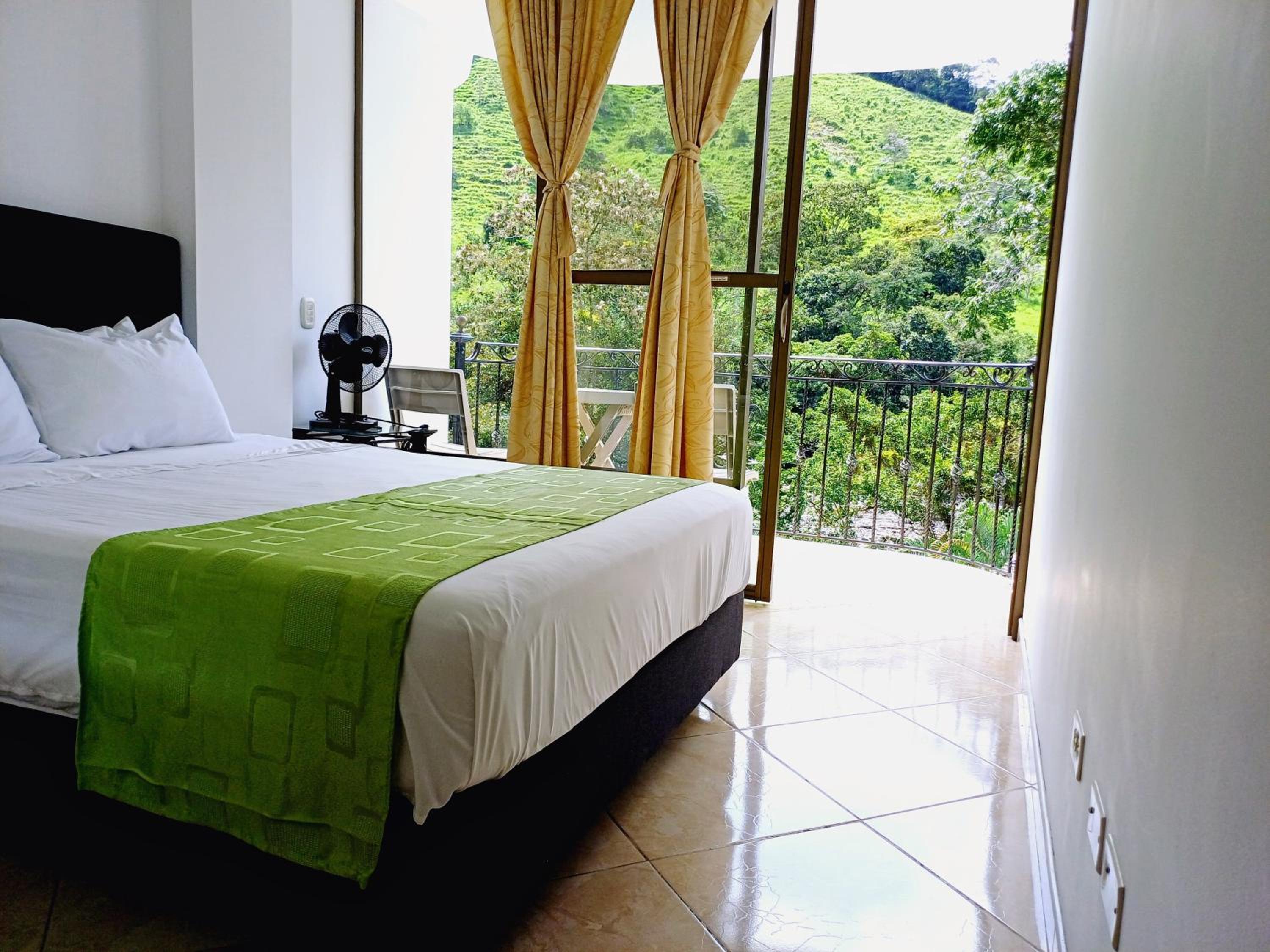 Double Room with Balcony photo 2