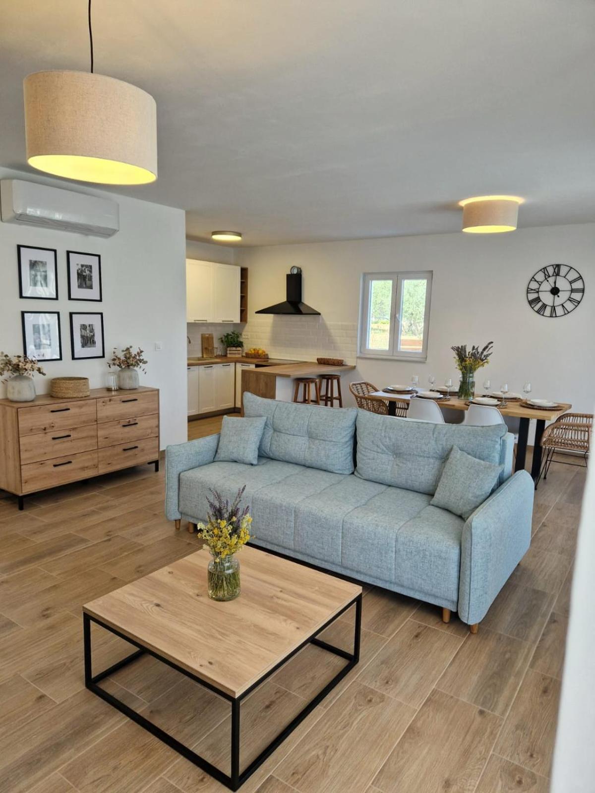 Three-Bedroom Villa photo 1