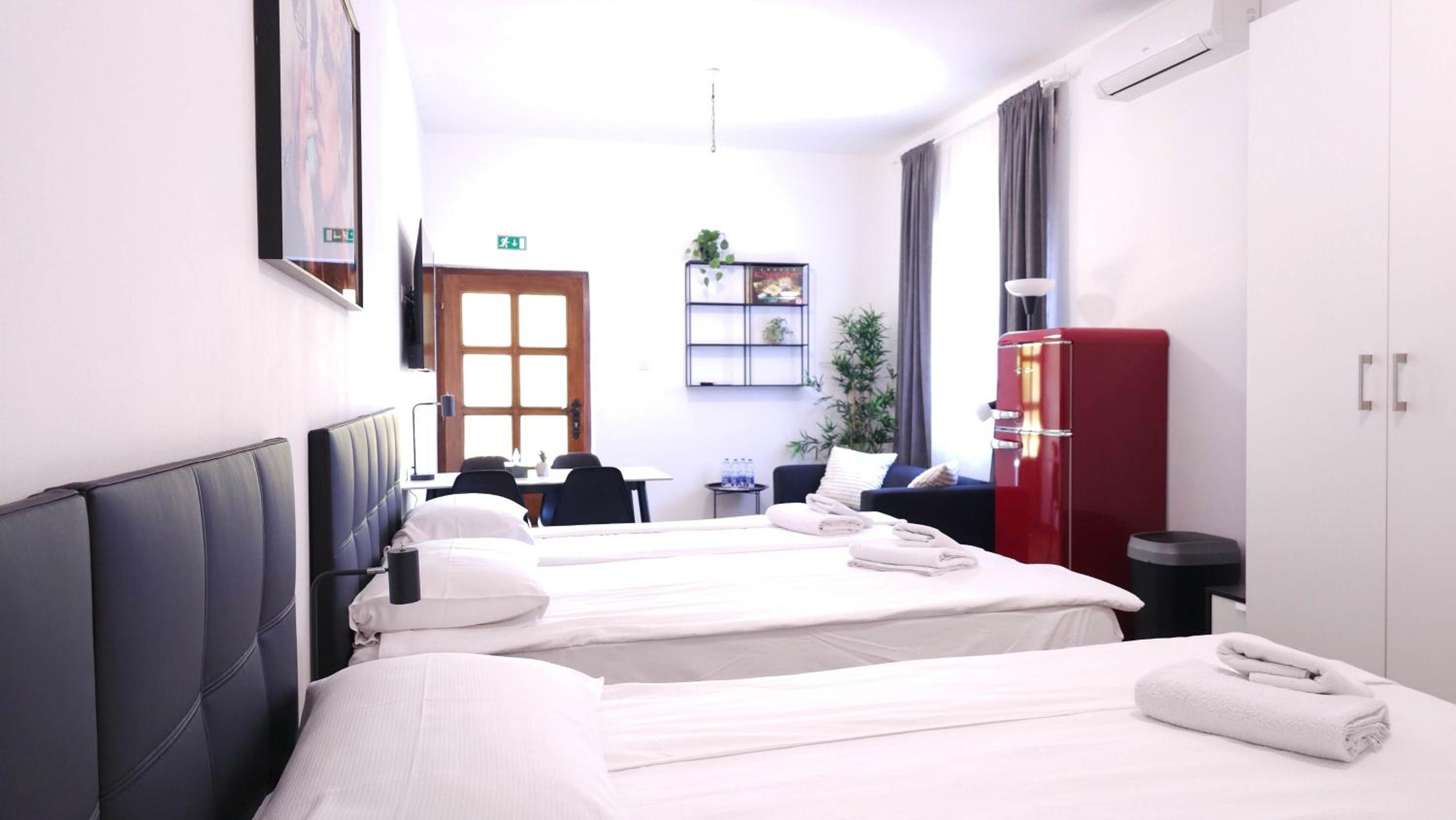 Superior Quadruple Room photo 1