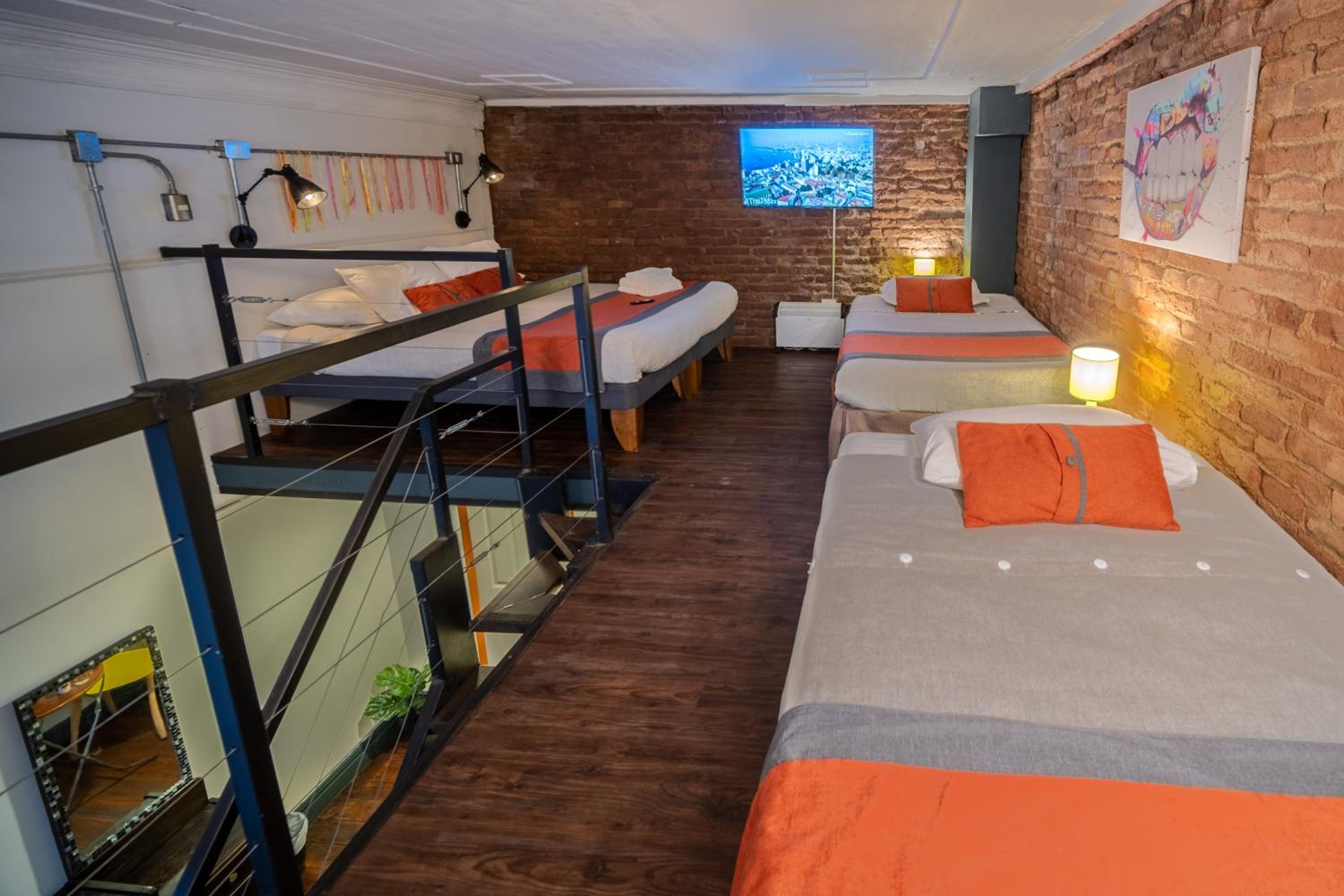 Triple Room with Private Bathroom