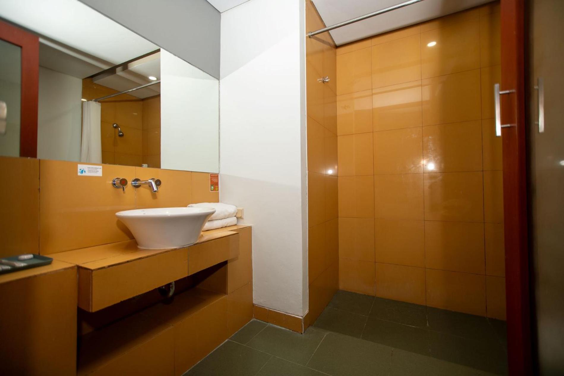 Superior King Room - Photo 2