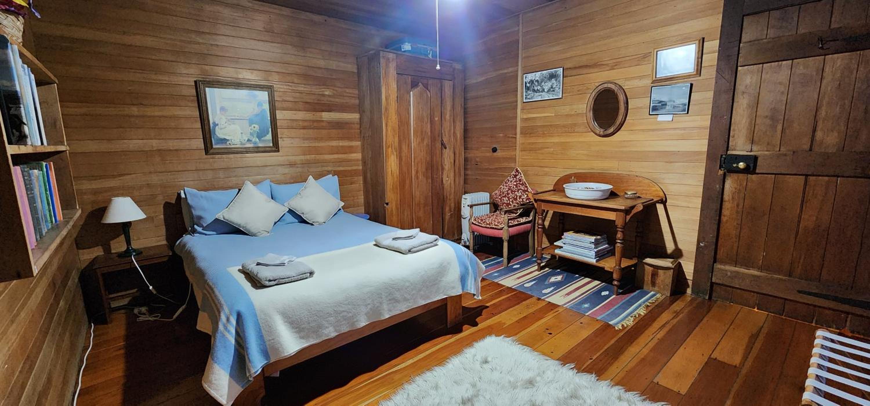 Standard Twin Room - Photo 2