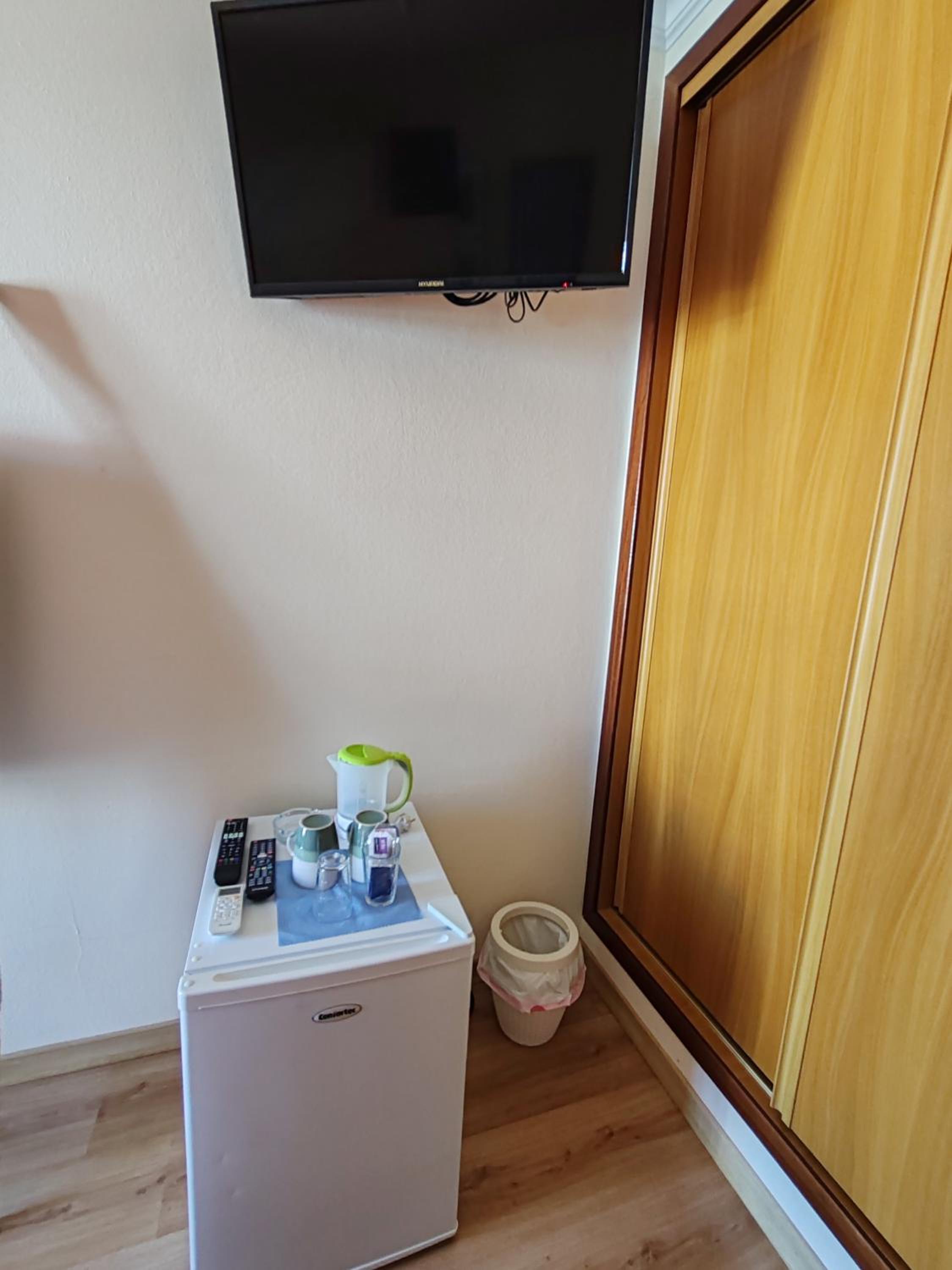 Deluxe Double Room with Balcony photo 2