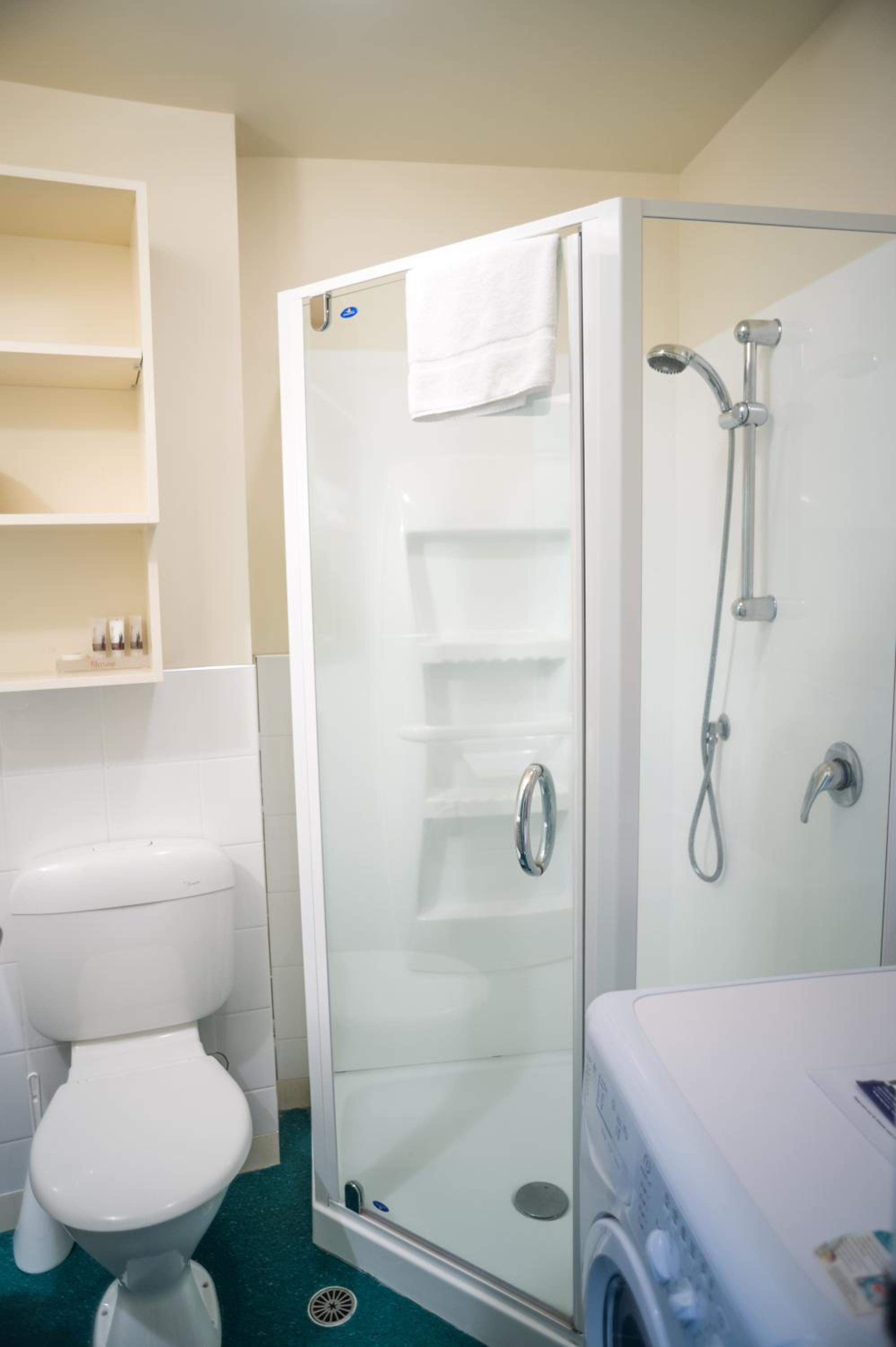 King or Twin One-Bedroom Apartment