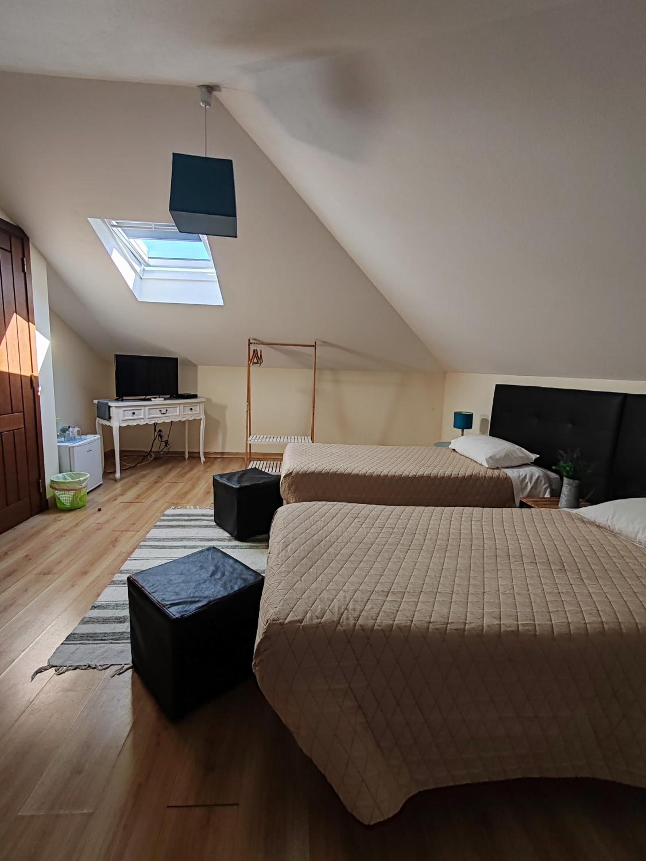 Budget Double Room photo 2
