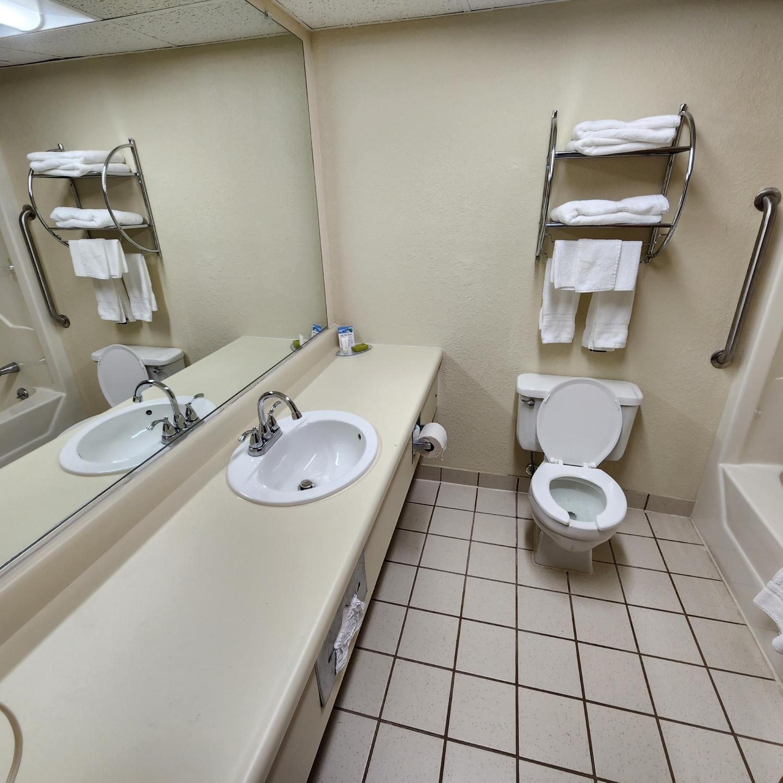 Deluxe Quadruple Room photo 3