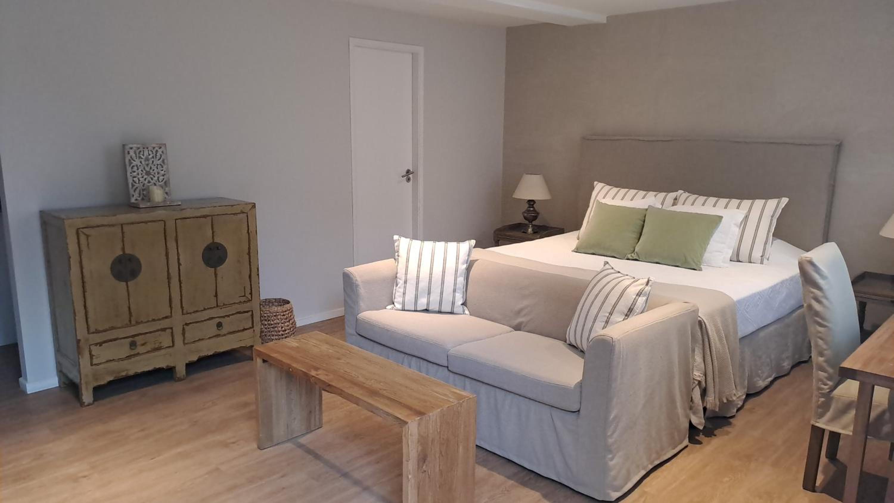 Apartment - Ground Floor photo 2