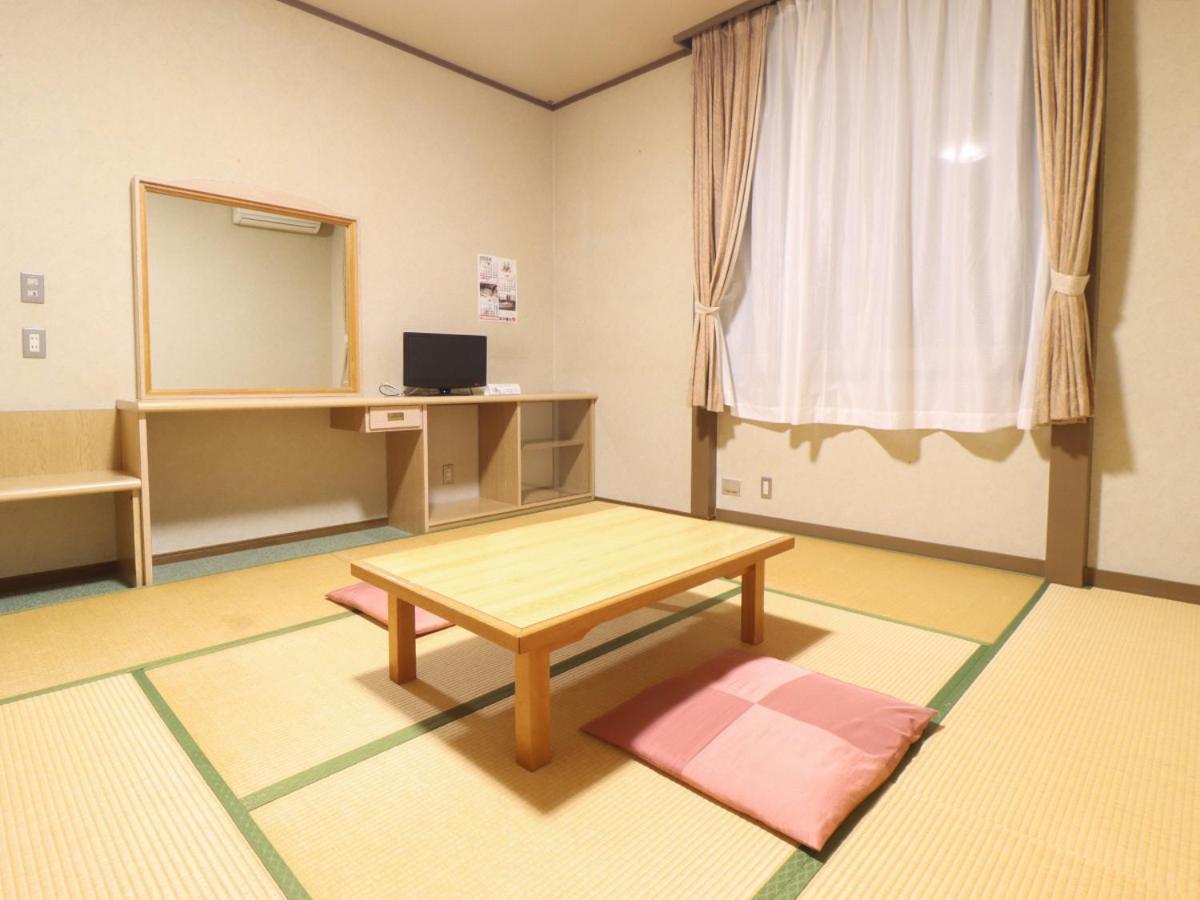 Japanese-Style Room