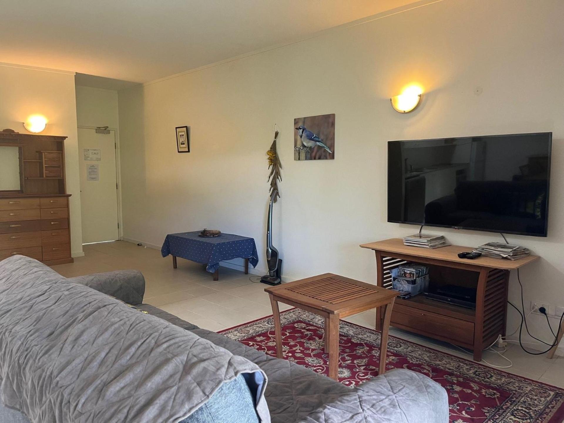 Apartment photo 1