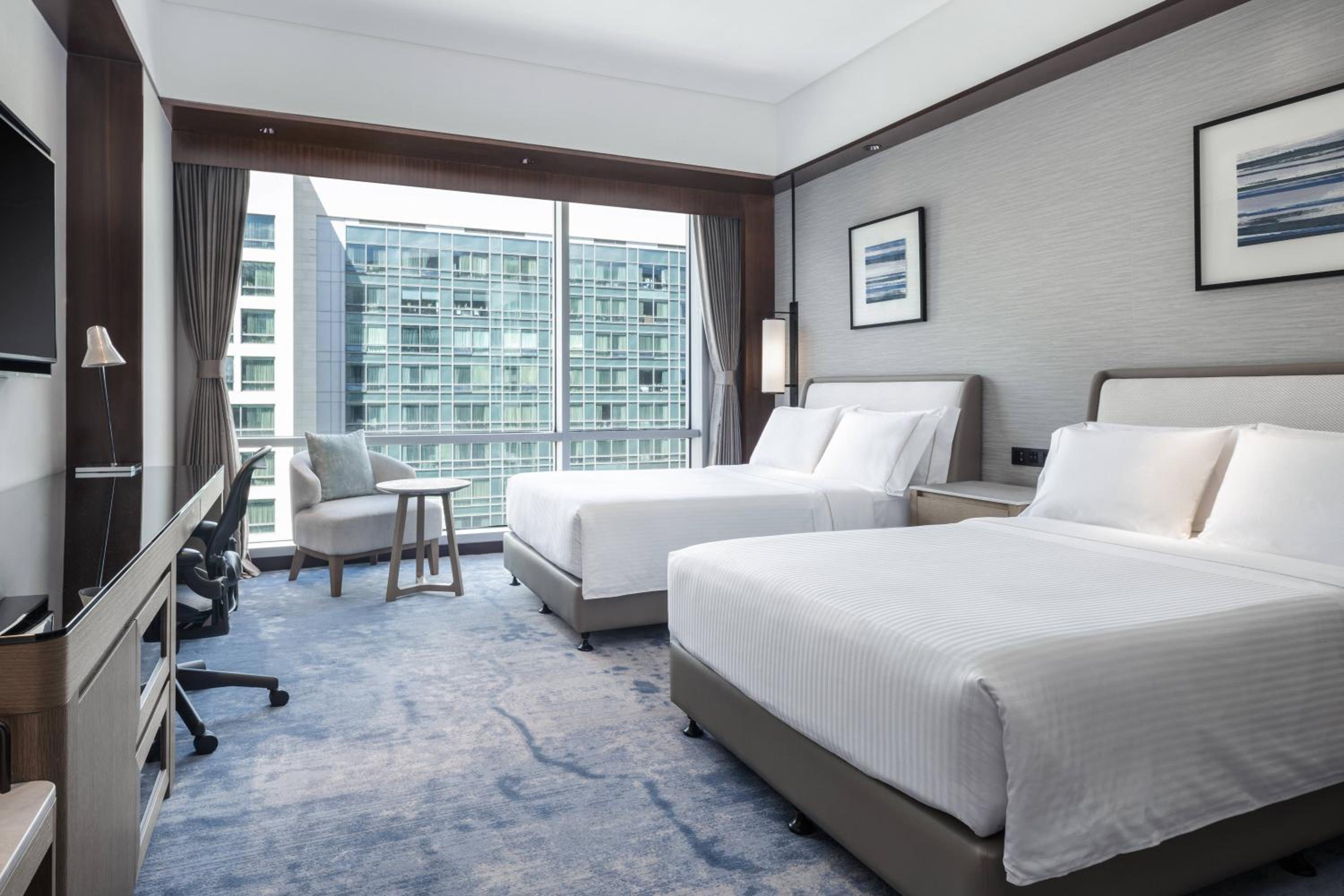 Westin Deluxe Twin Room photo 1