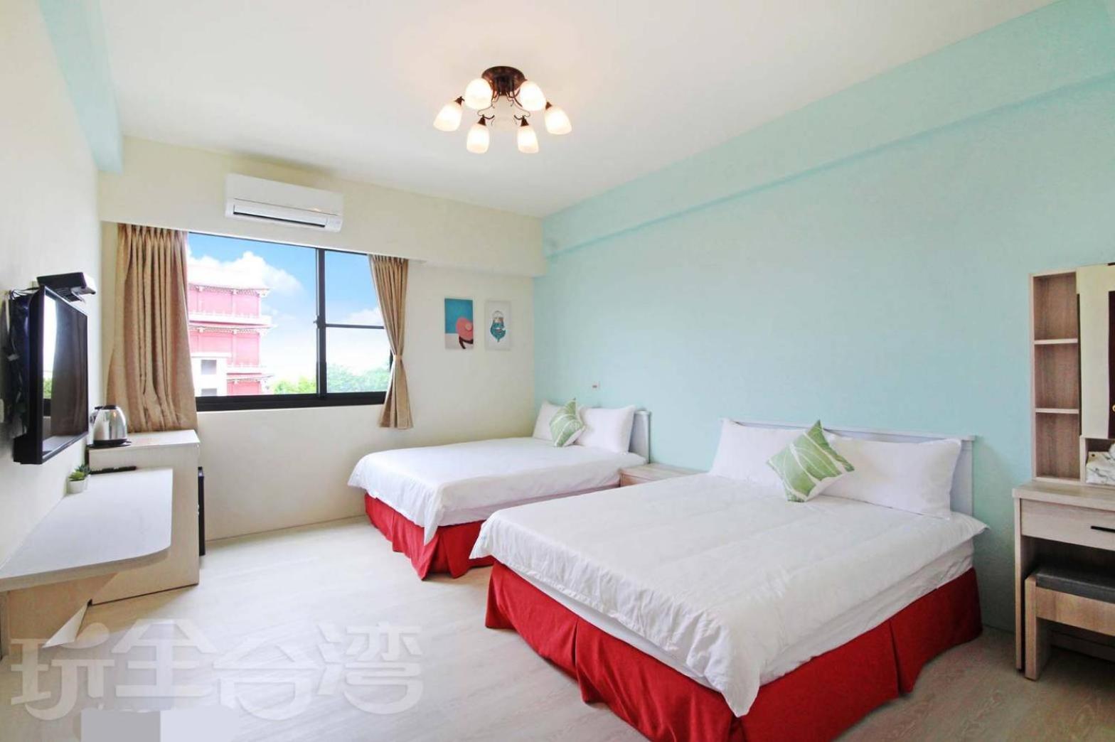 Double or Twin Room with Private External Bathroom photo 1