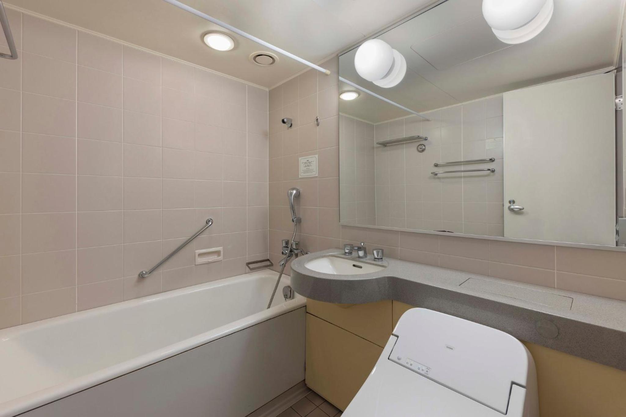 Standard King Room - Photo 2