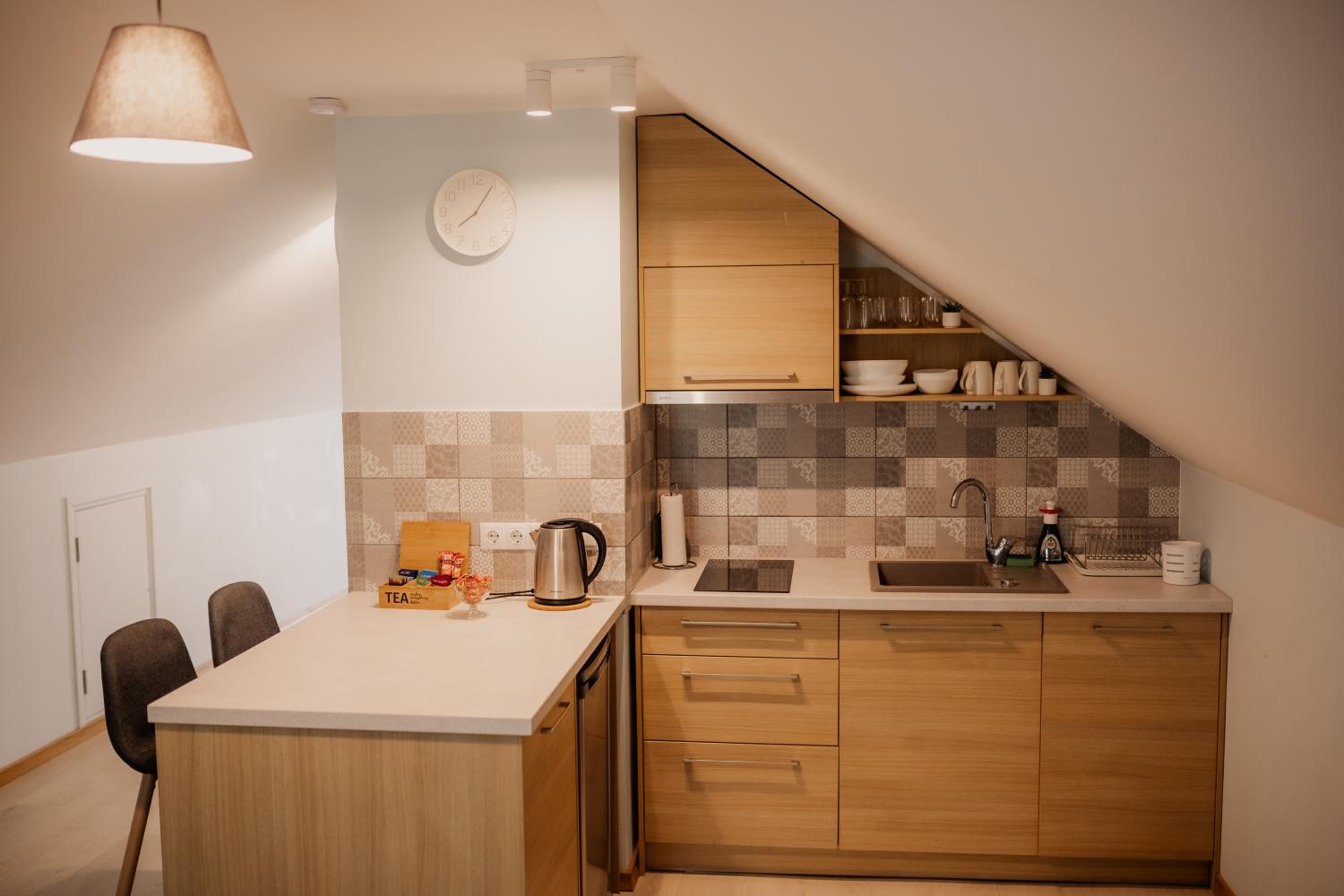 Penthouse Apartment - Photo 17