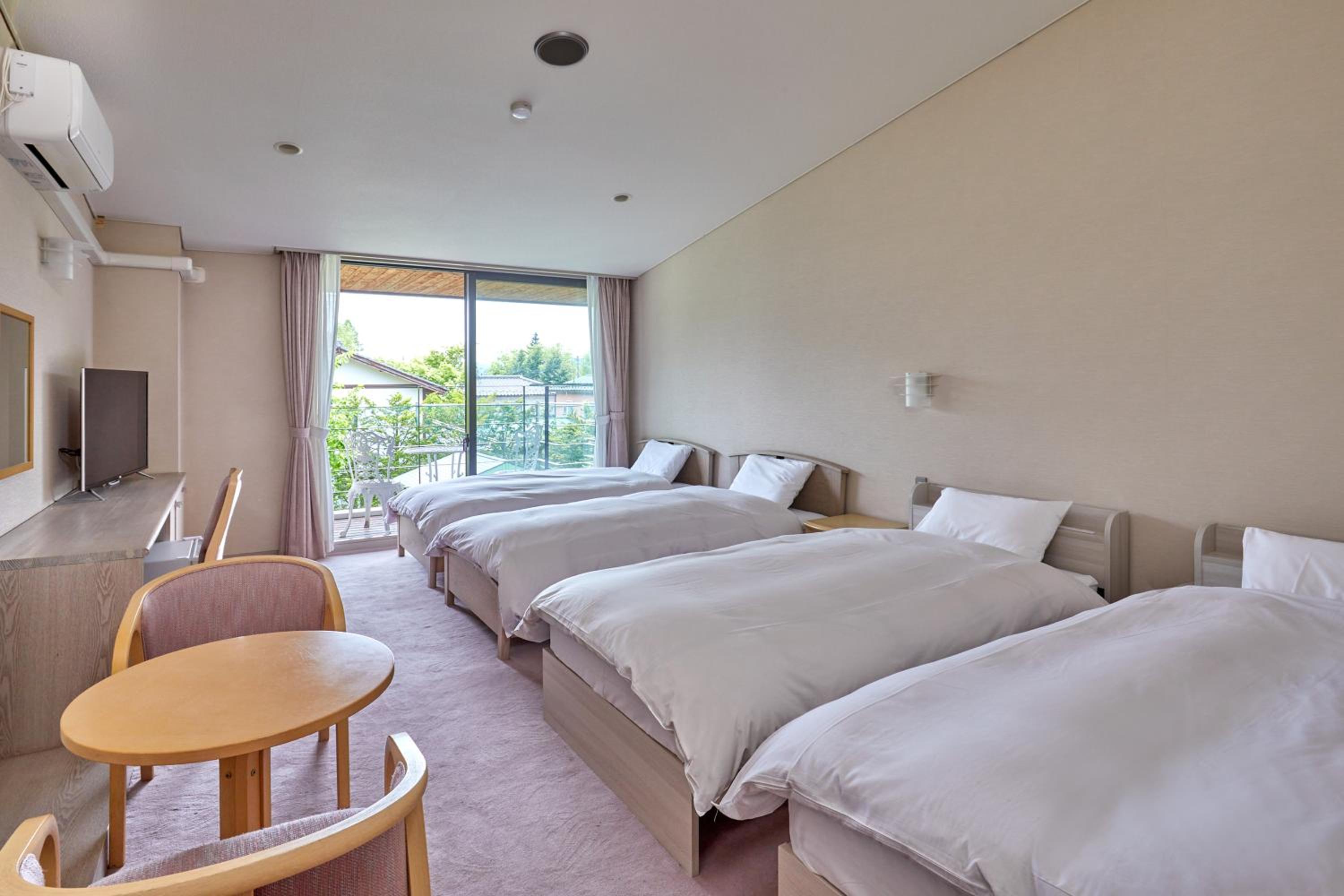 Quadruple Western style room with Garden View - Photo 1