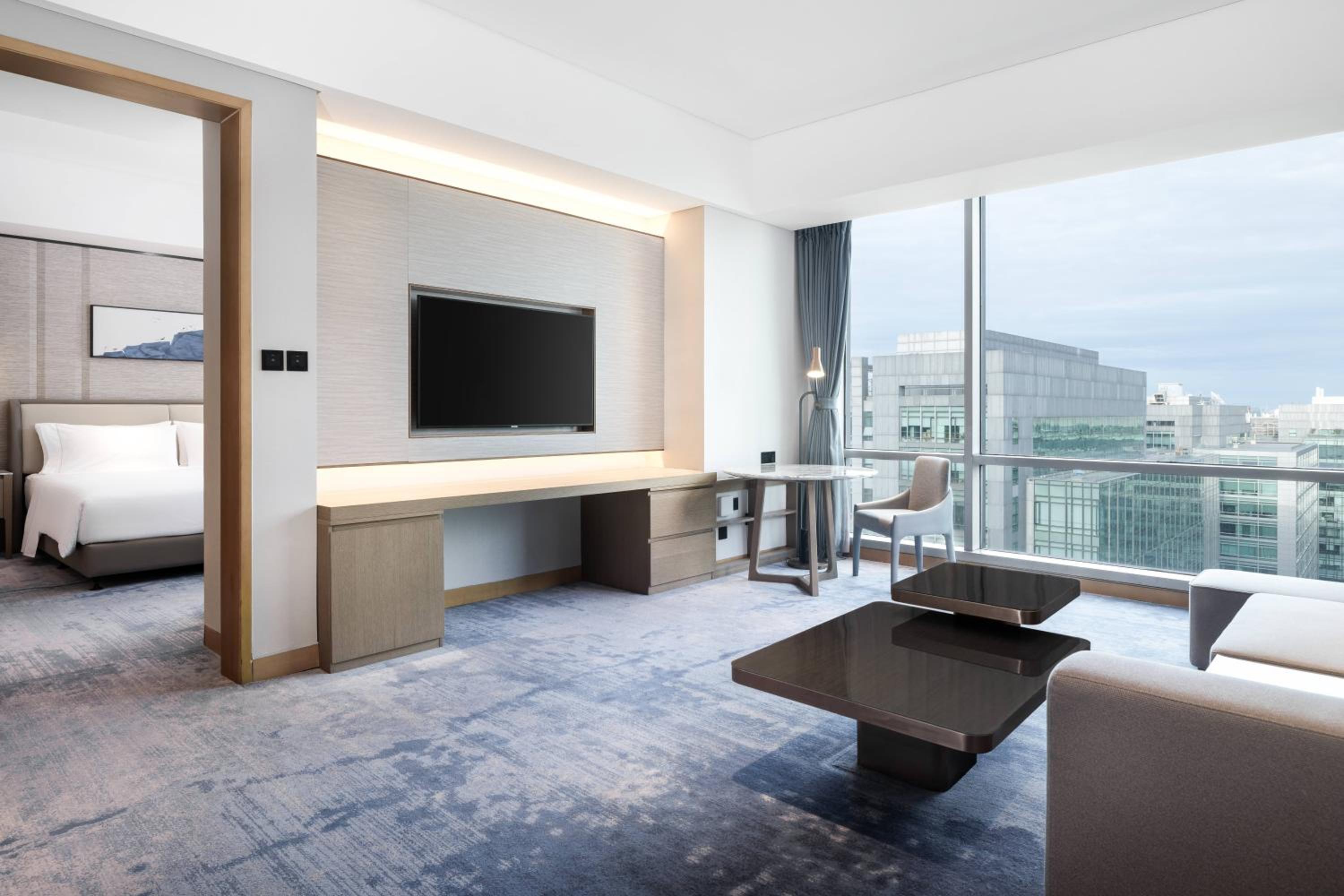  Westin Deluxe King Suite photo 1