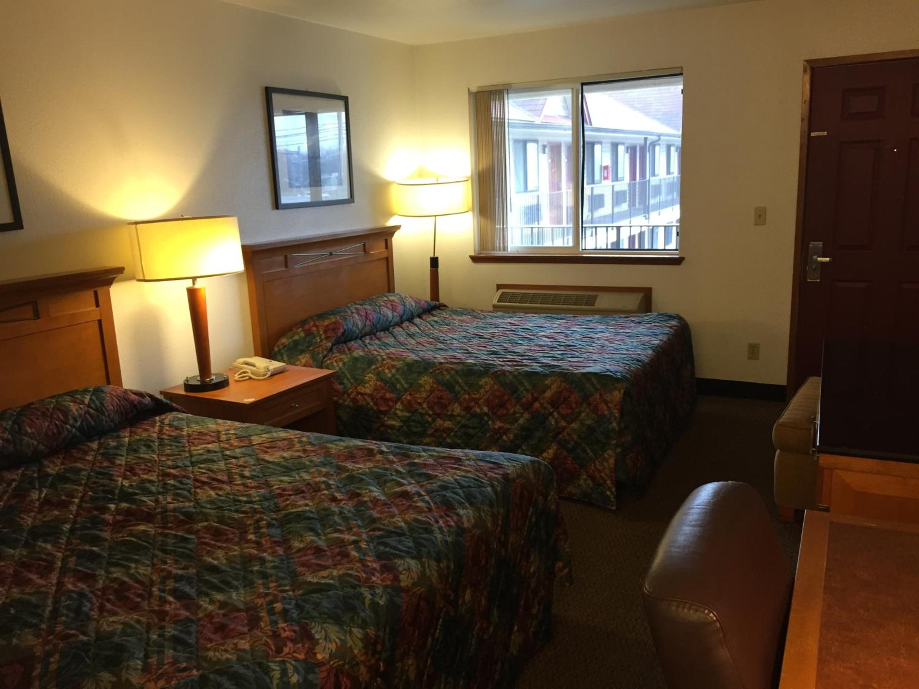 Queen Room with Two Queen Beds - Photo 1