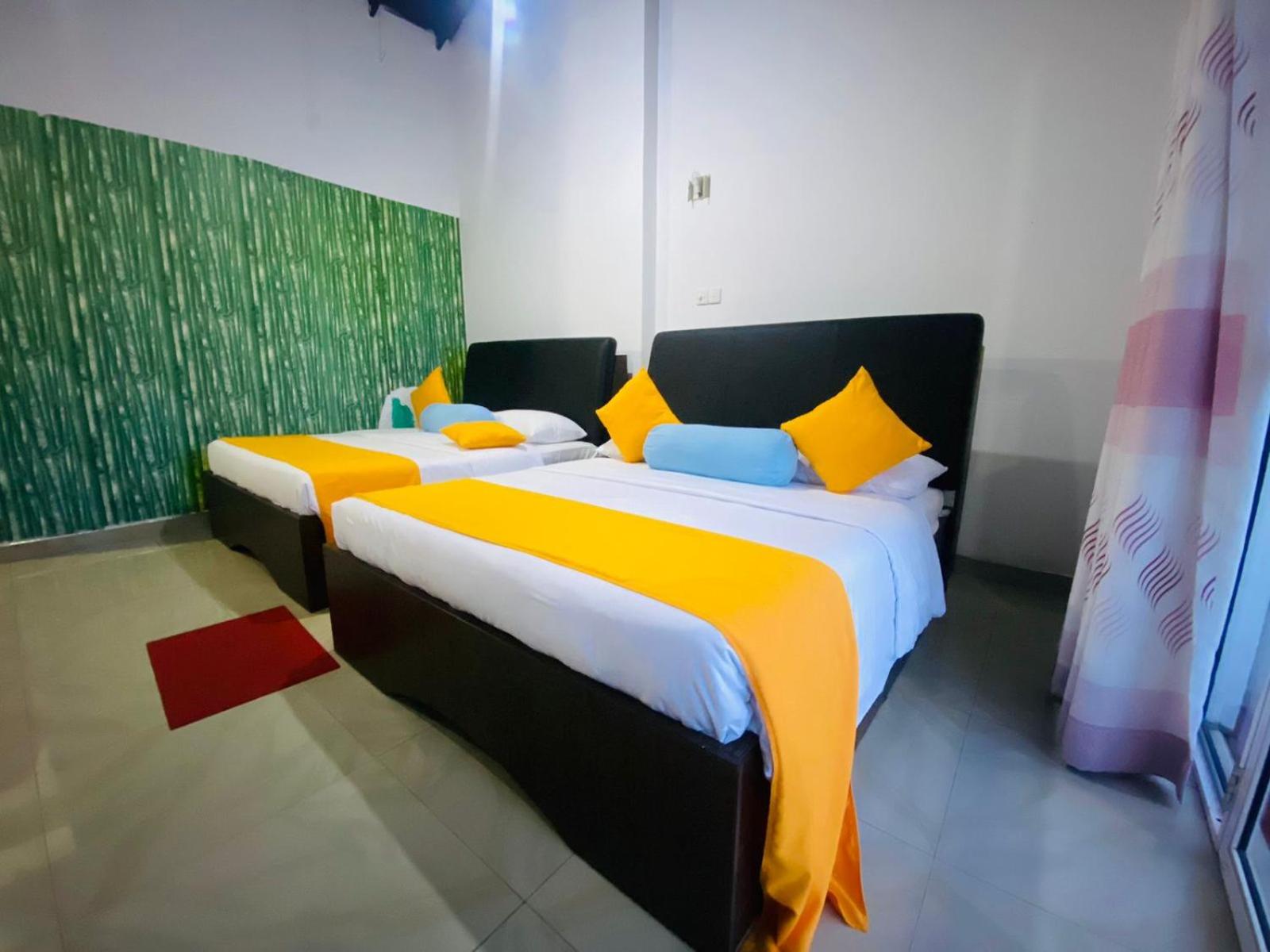 Deluxe Family Room