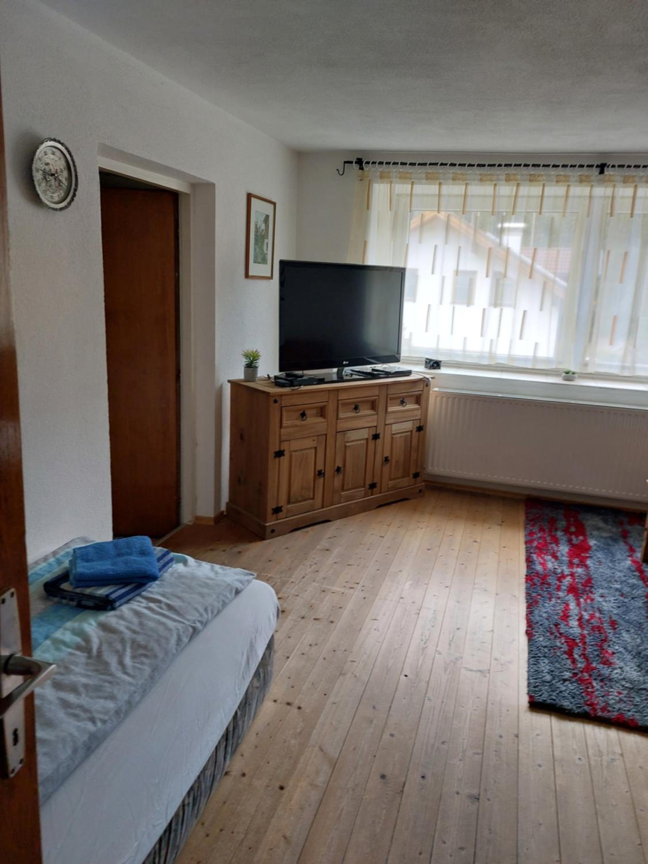 Apartment with Mountain View photo 2