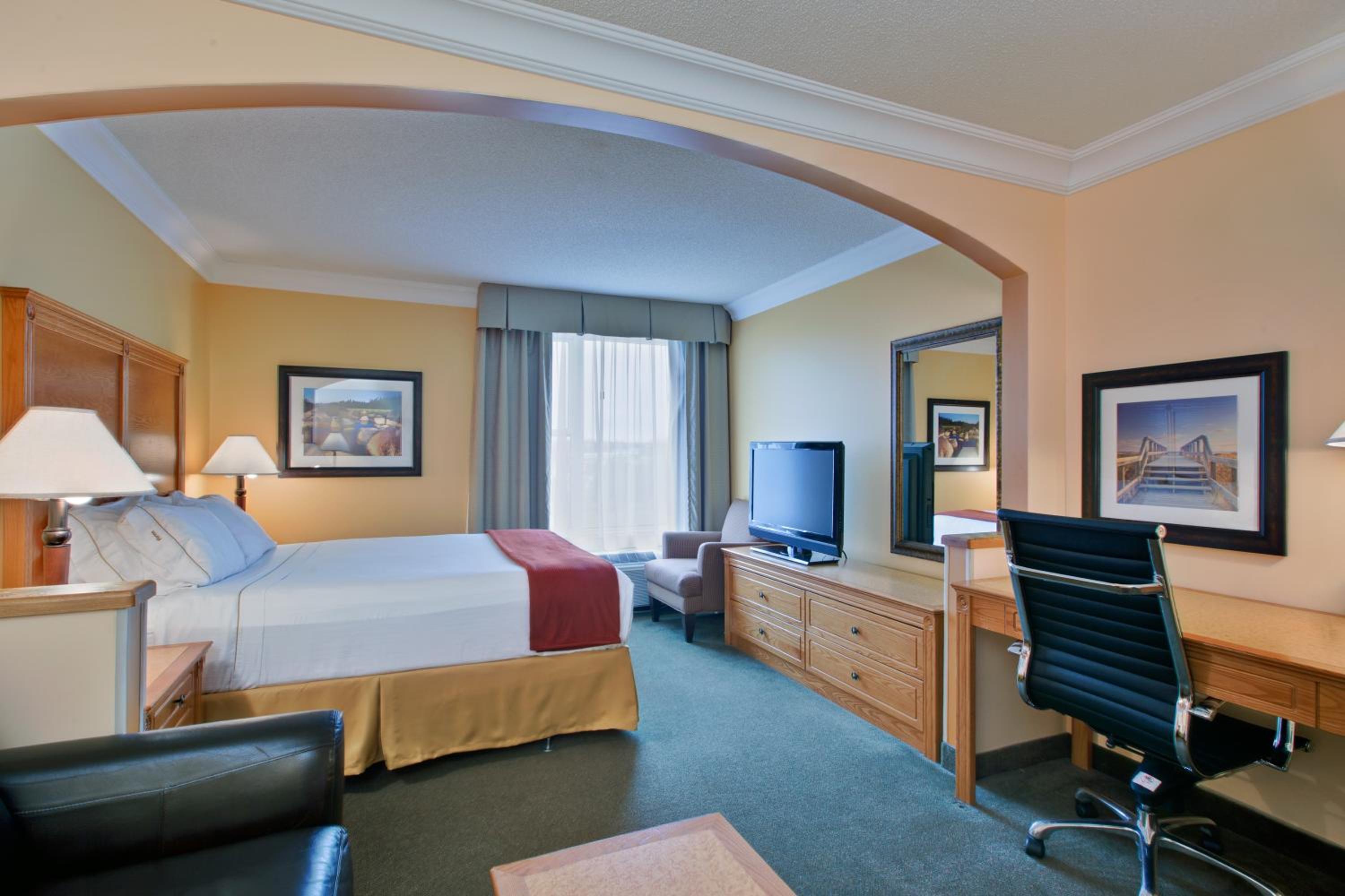 Deluxe Room - Non-Smoking photo 1