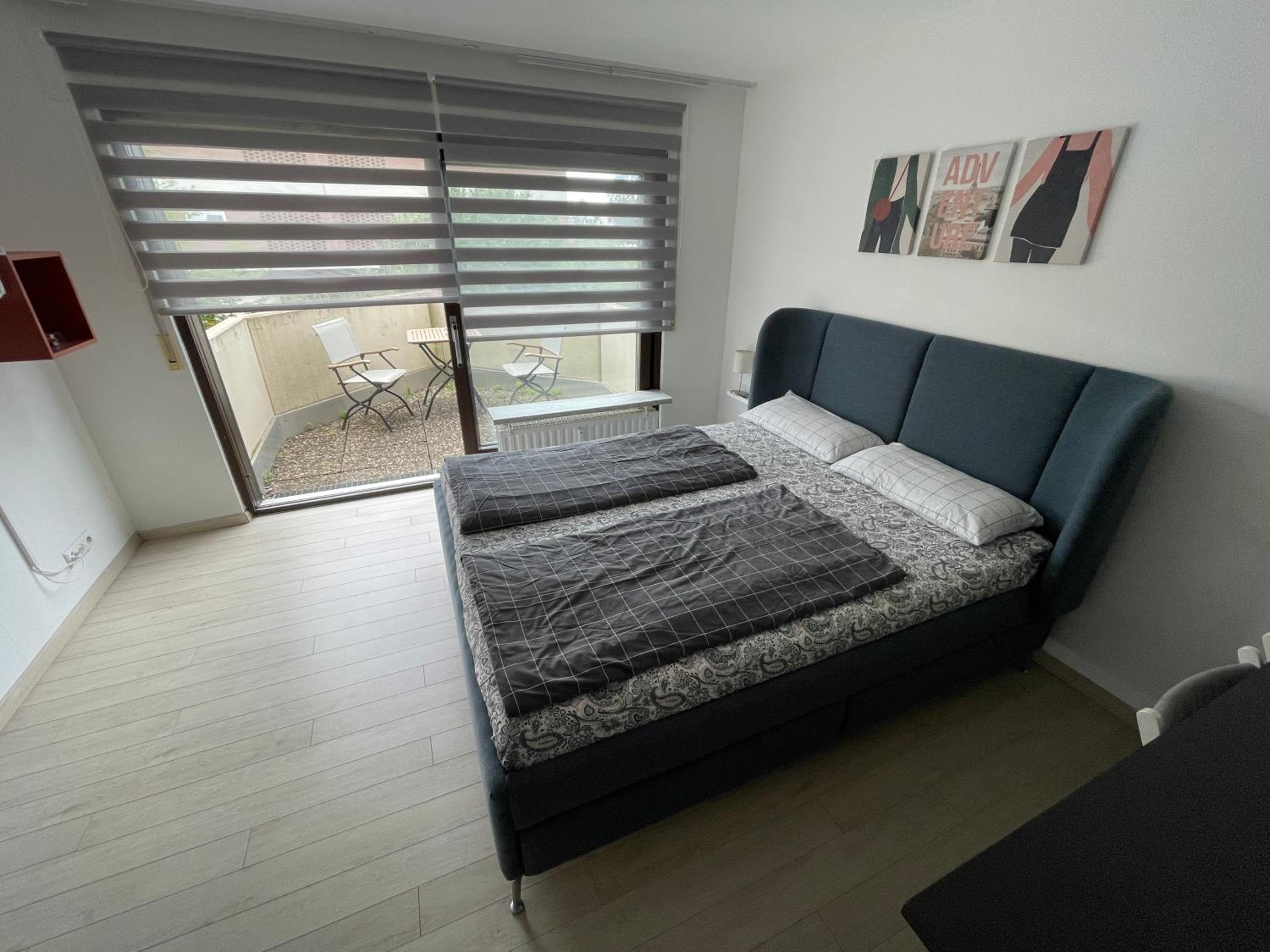 One-Bedroom Apartment photo 1