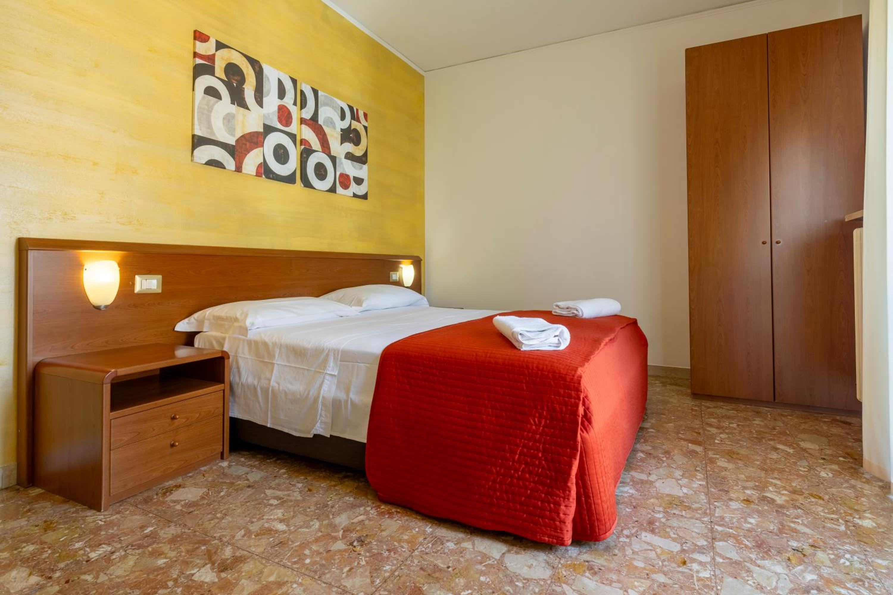 Triple Room with City View