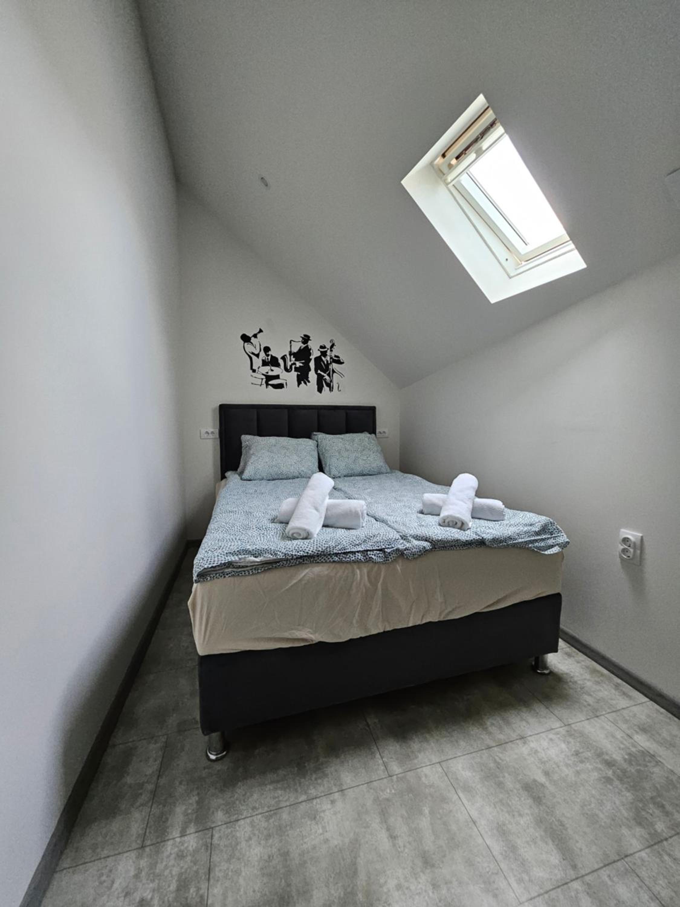 Apartment - Split Level photo 1