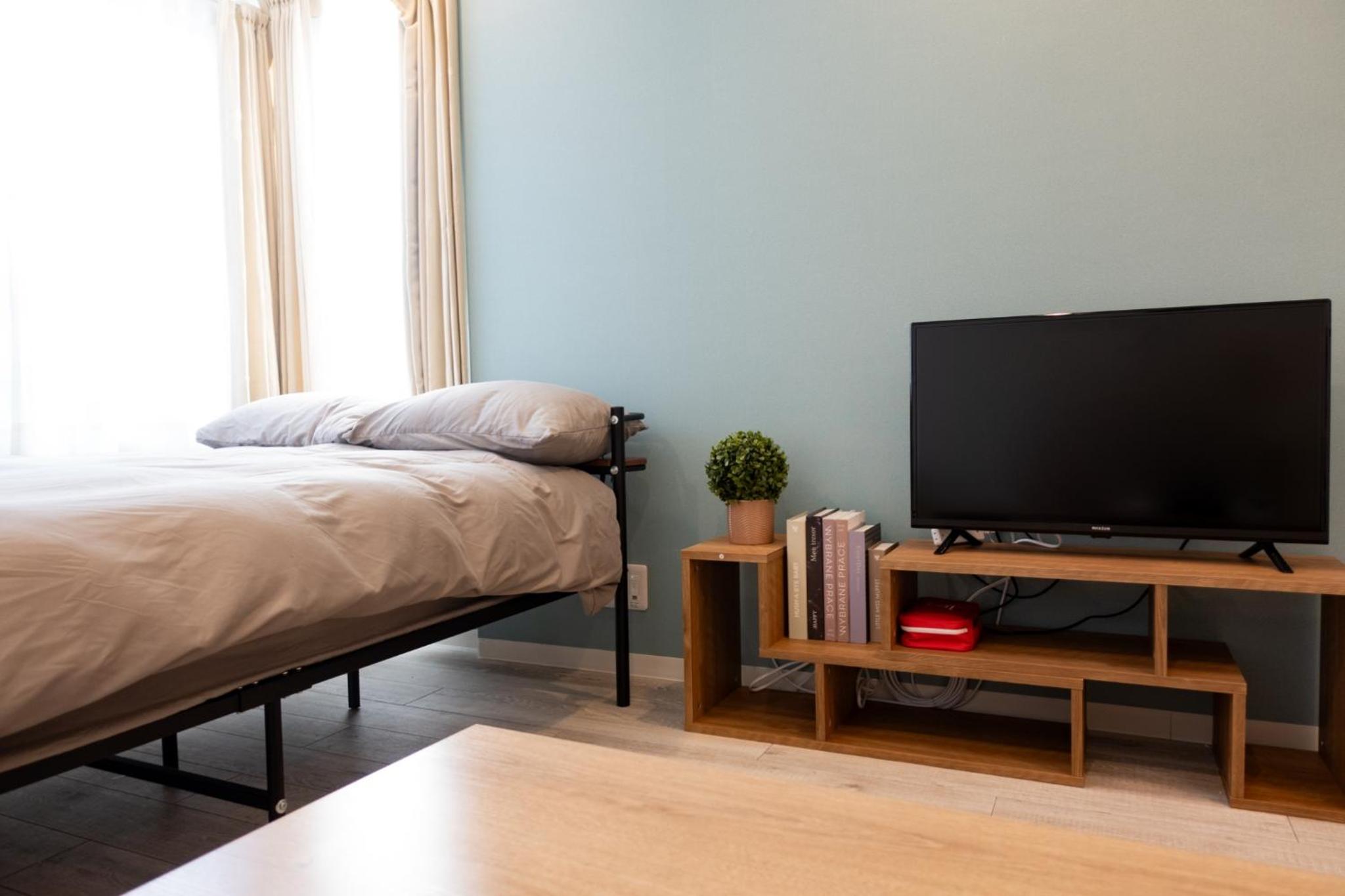 One-Bedroom Apartment photo 1