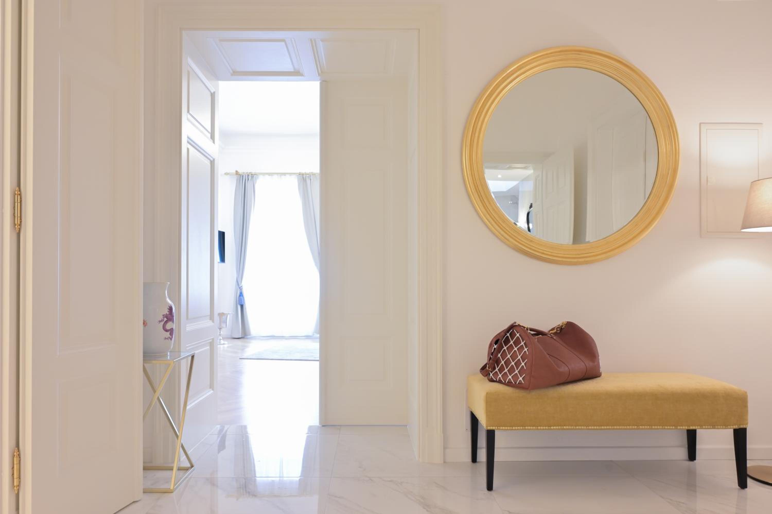 Deluxe Suite photo 1