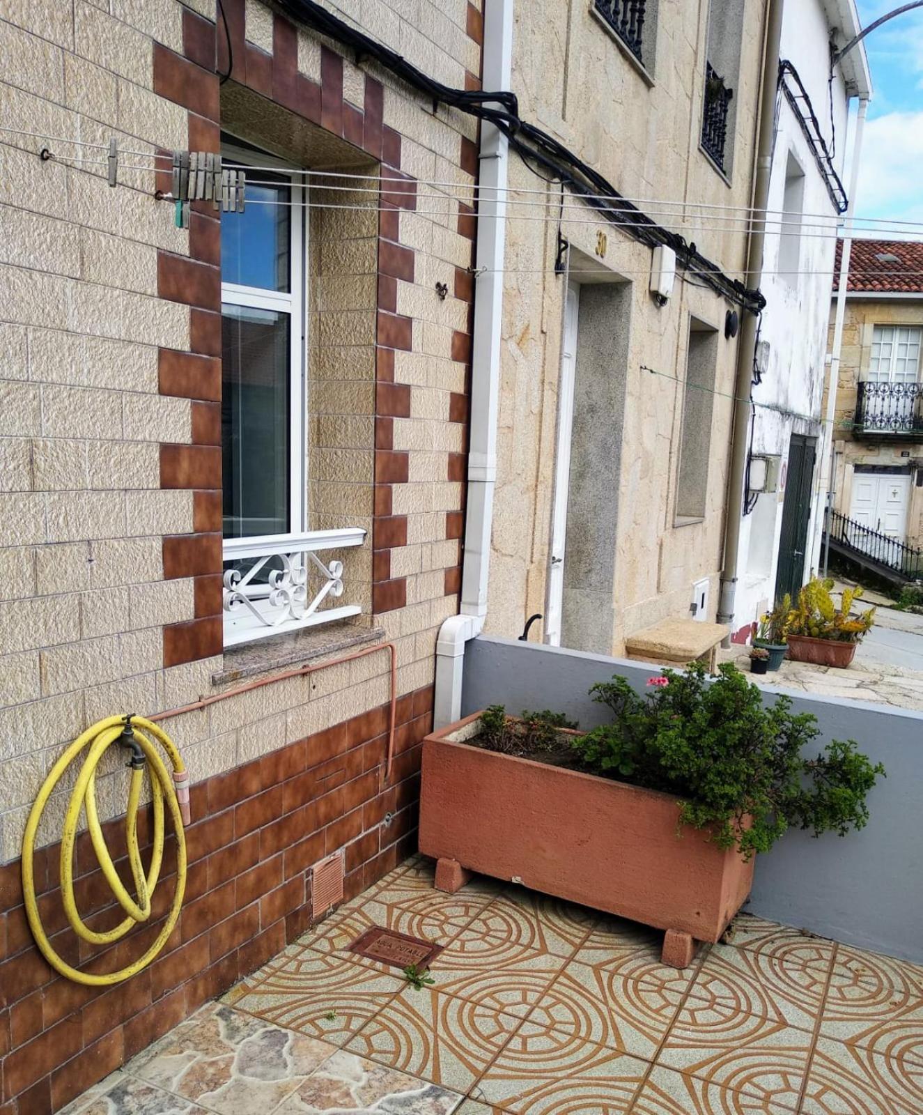 Three-Bedroom House photo 2