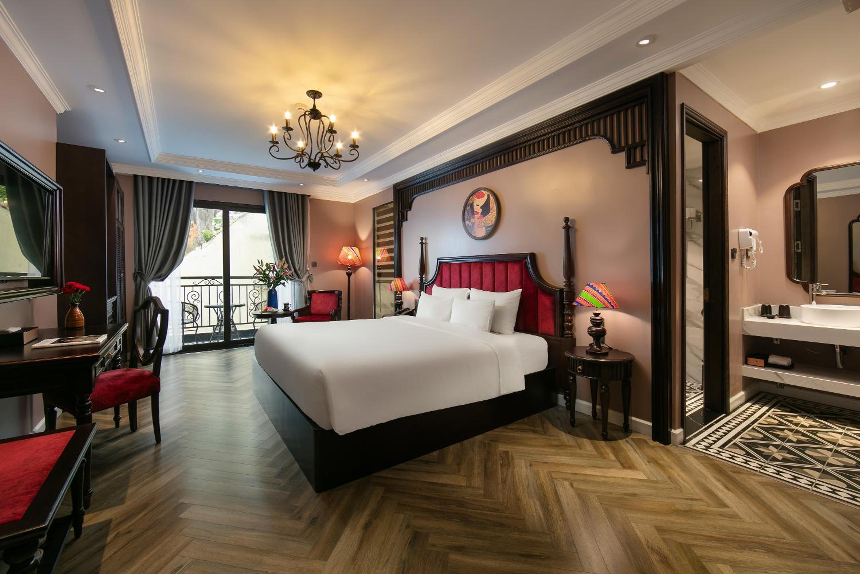 Deluxe Family Suite photo 1