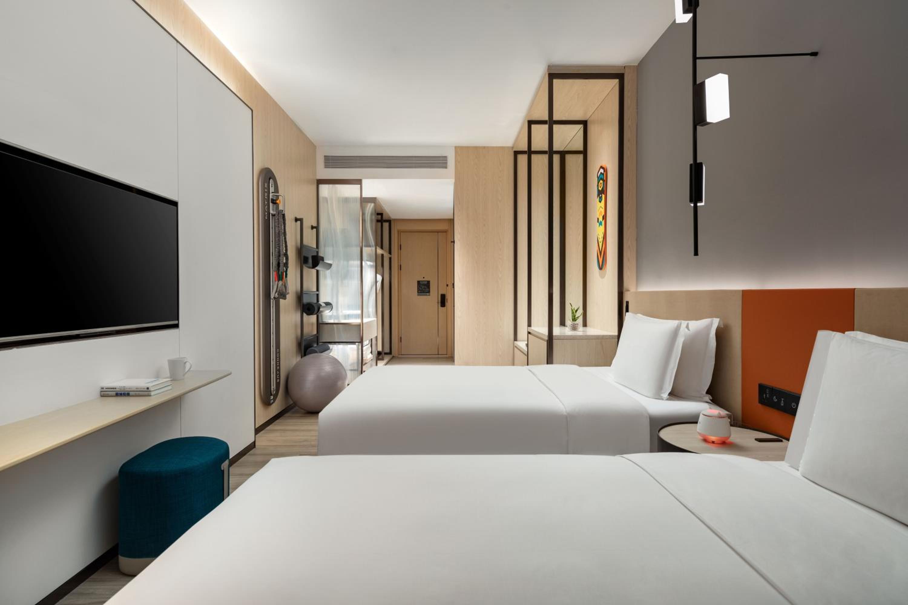 Standard Double Room With Two Double Beds photo 3
