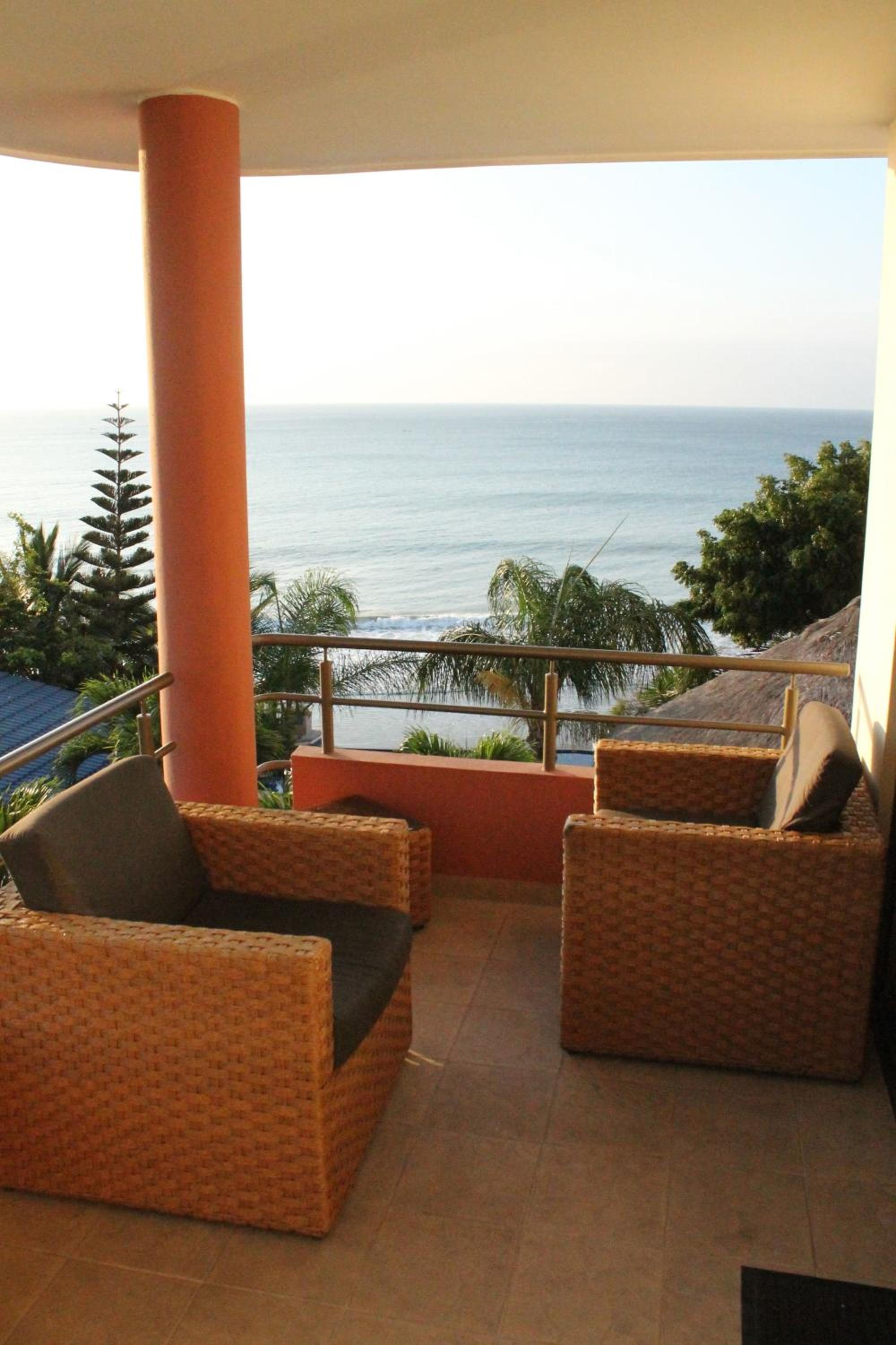 Suite with Balcony with Sea View photo 2