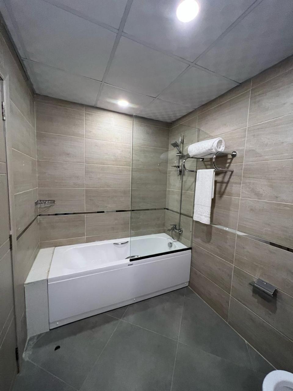 Deluxe Suite photo 3