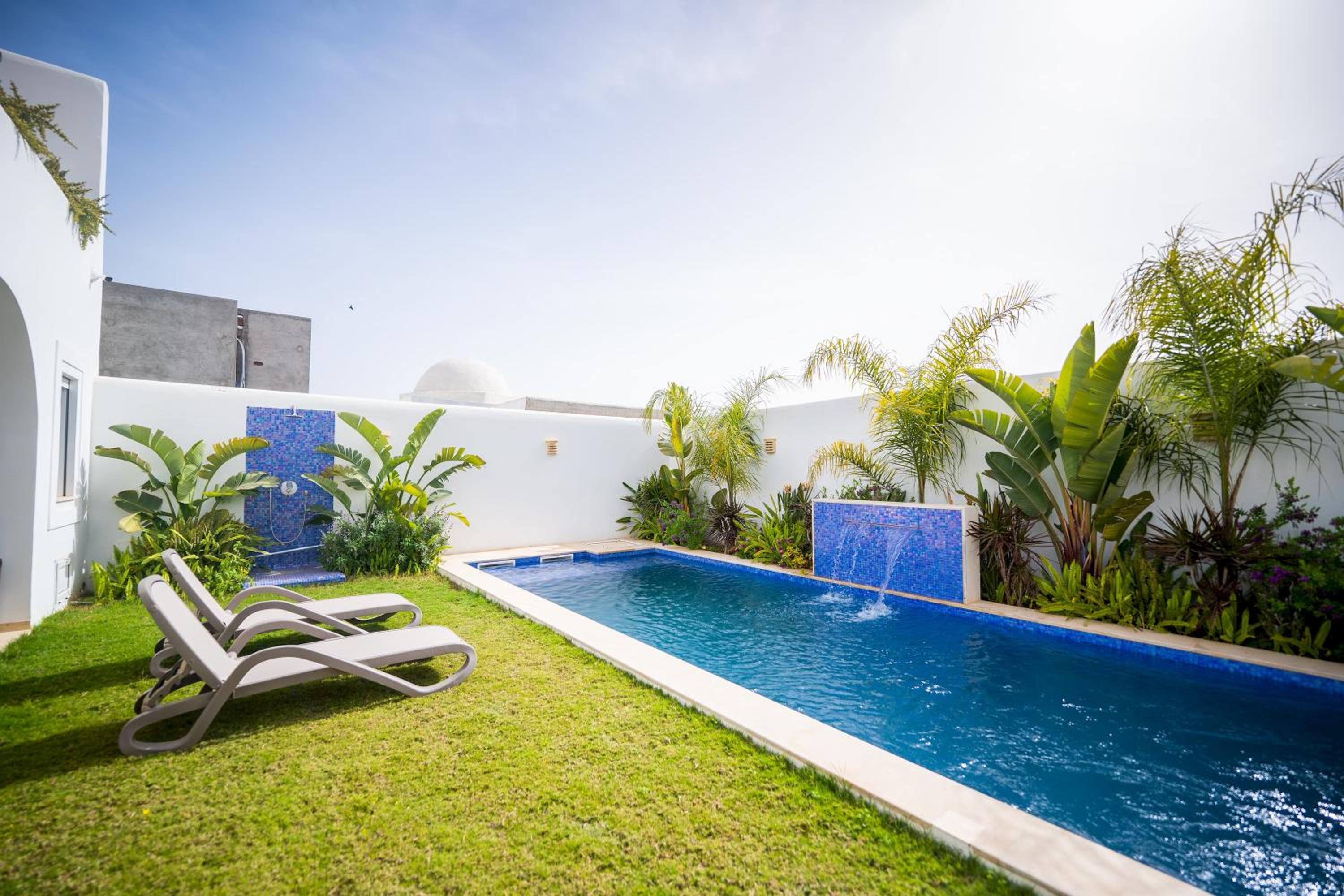 Four-Bedroom Villa photo 3