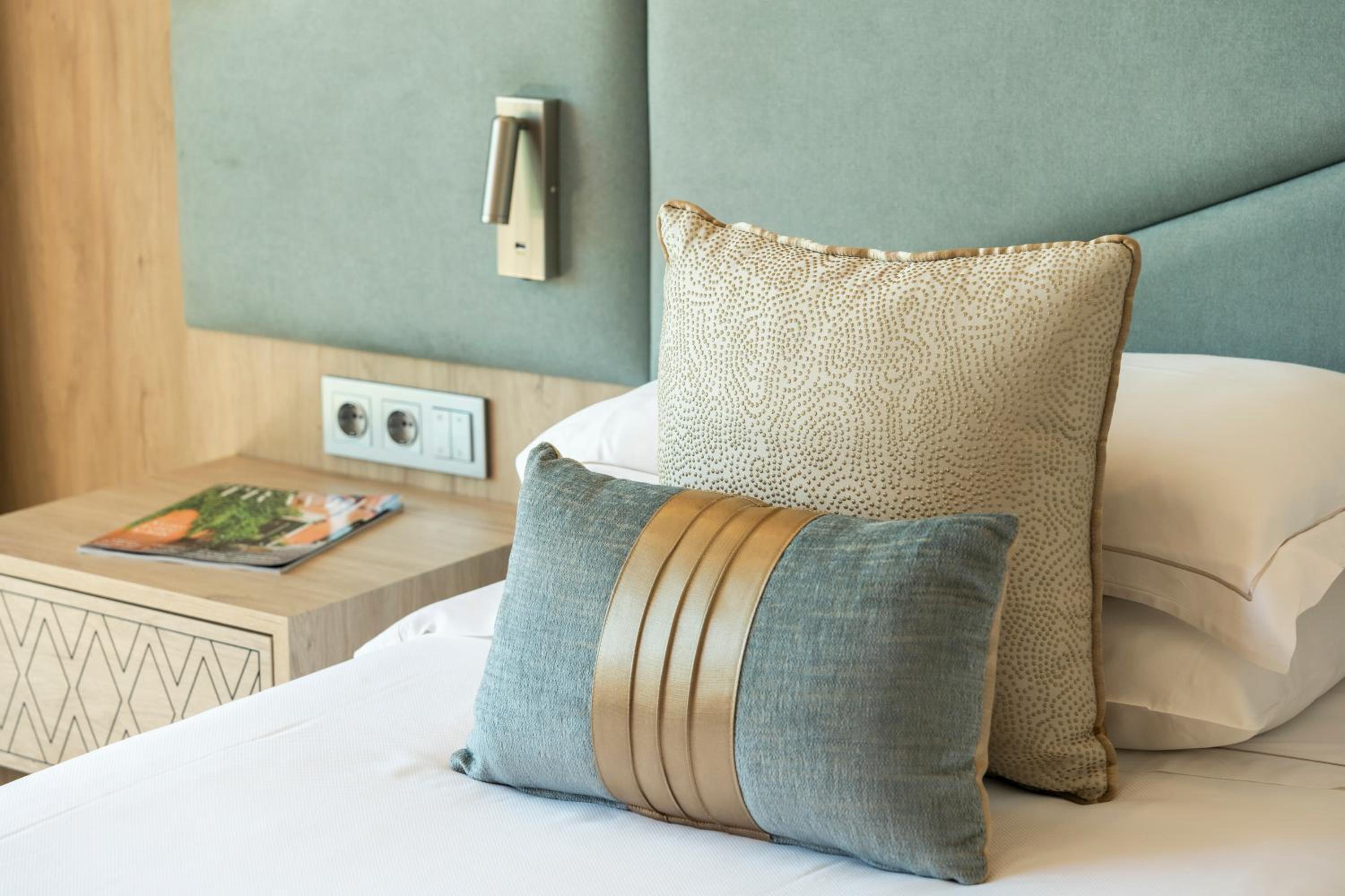 Superior Double or Twin Room with Sea View - Photo 5