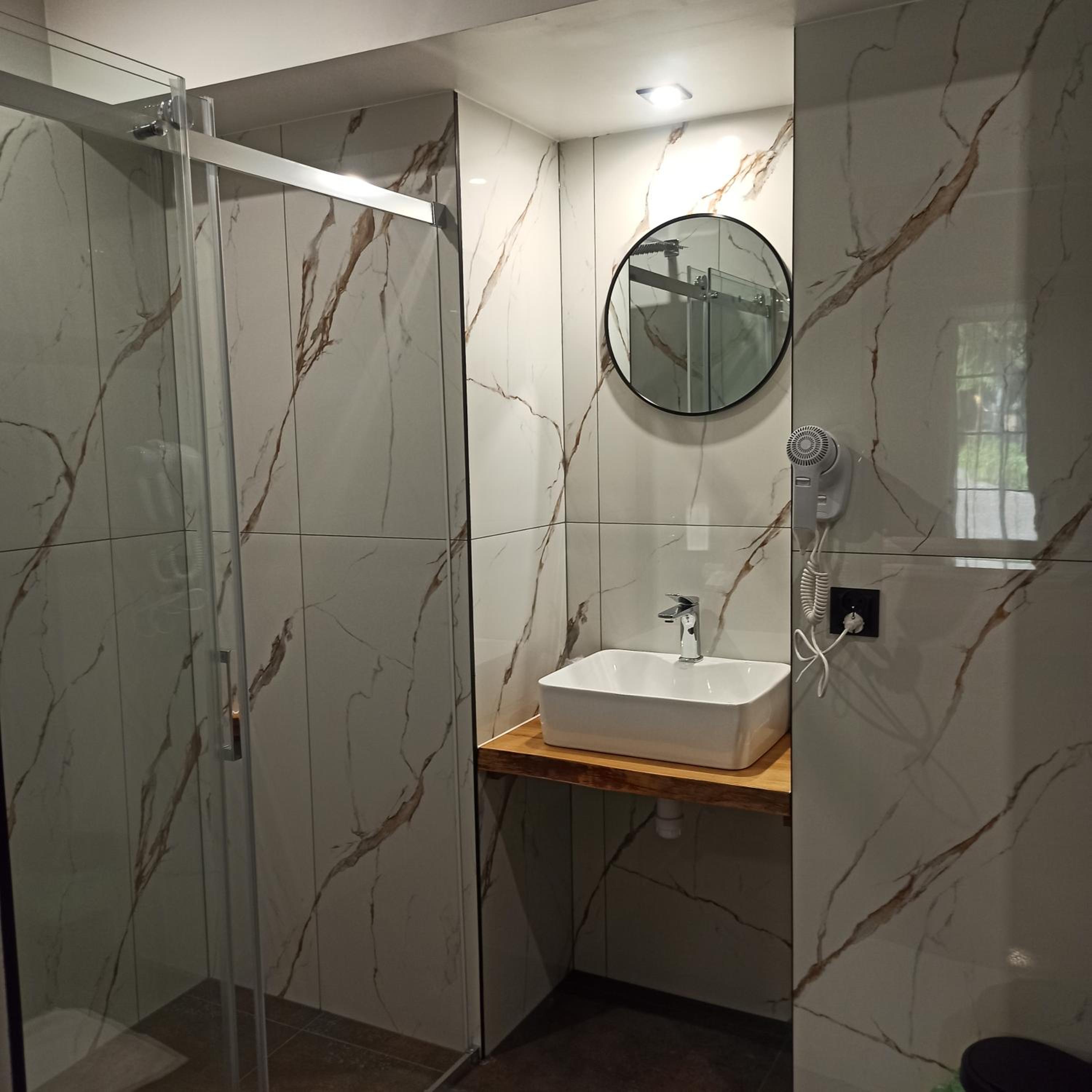 Deluxe Triple Room - Photo 3