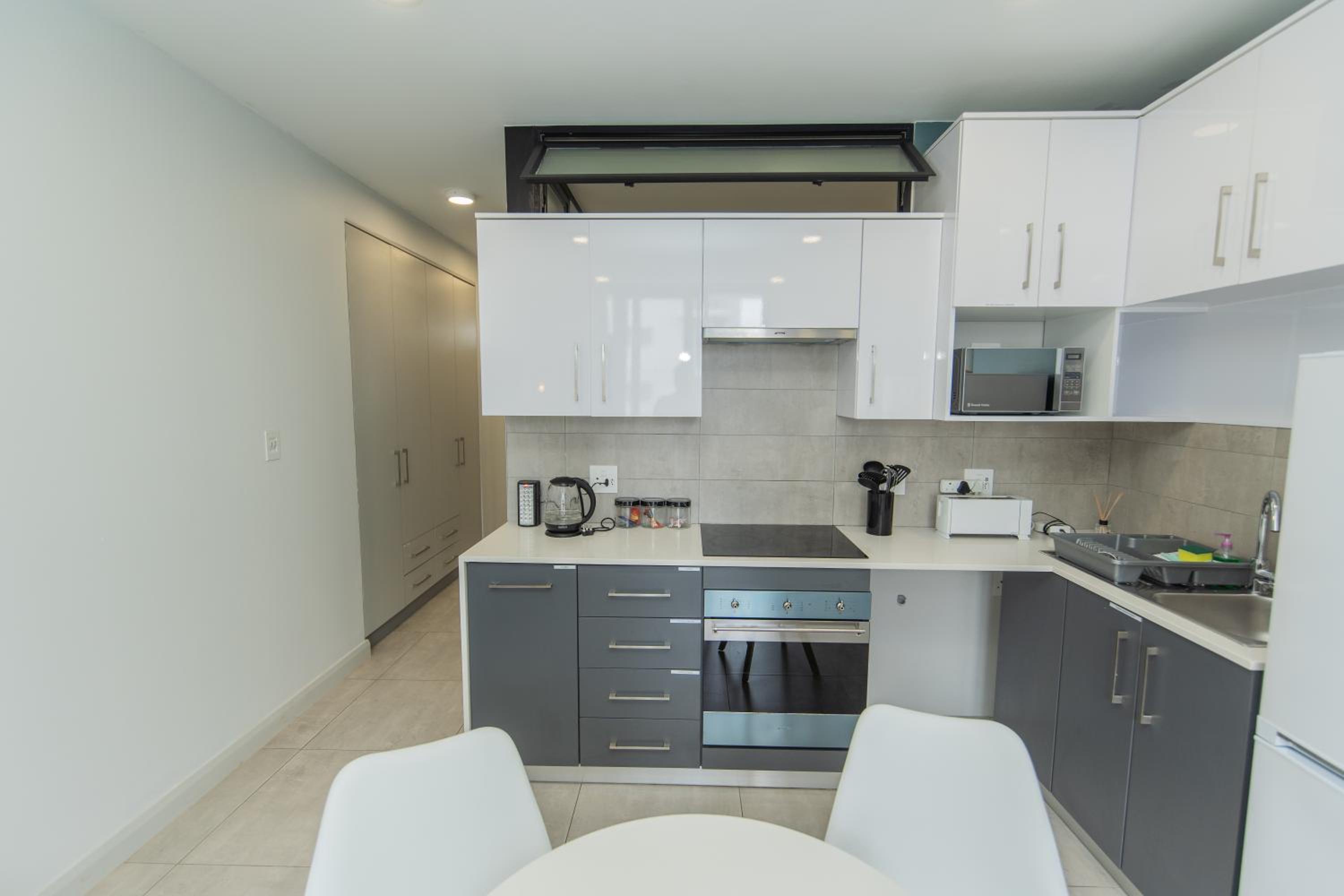 Apartment With Balcony photo 2