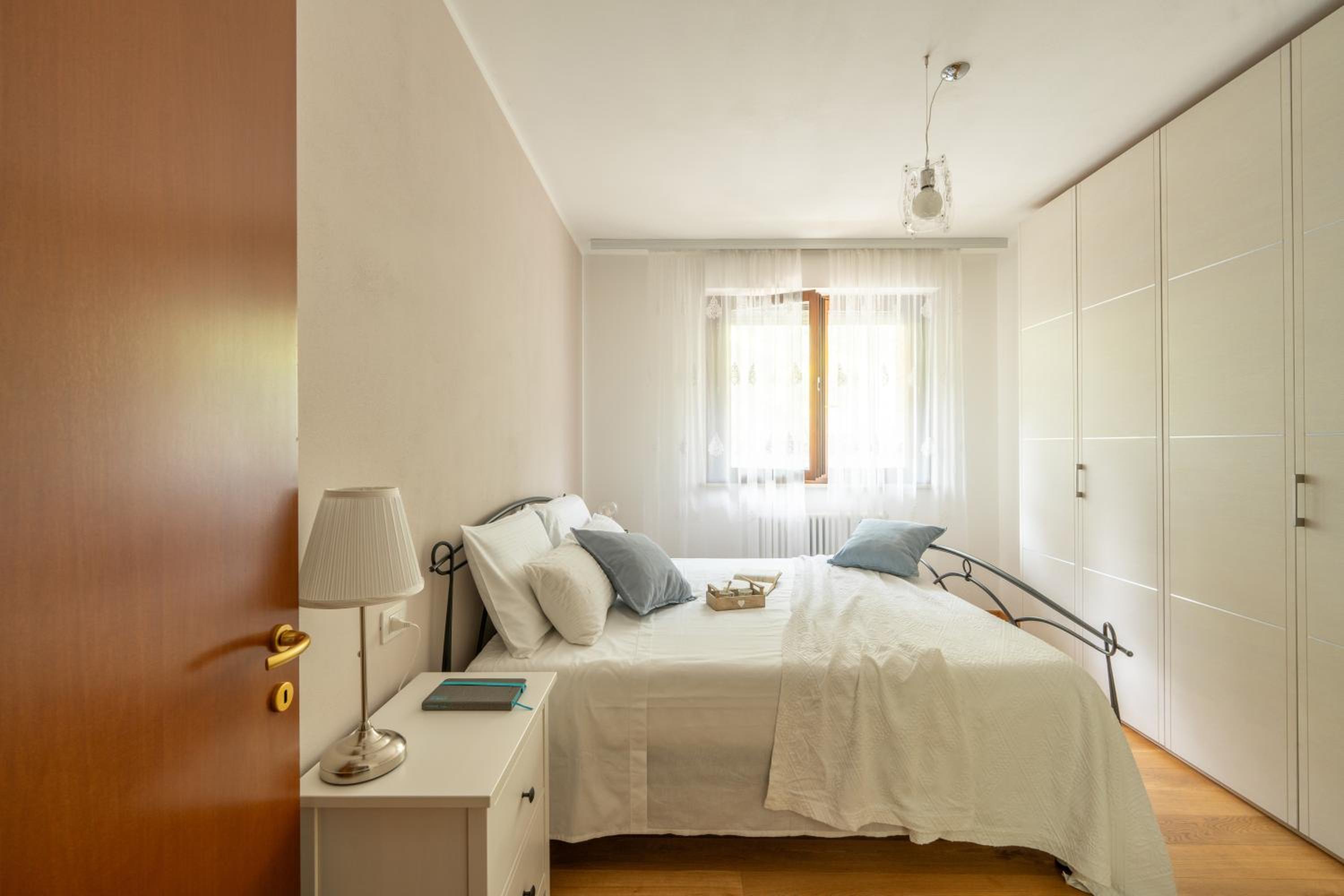 Two-Bedroom Apartment With Balcony photo 1
