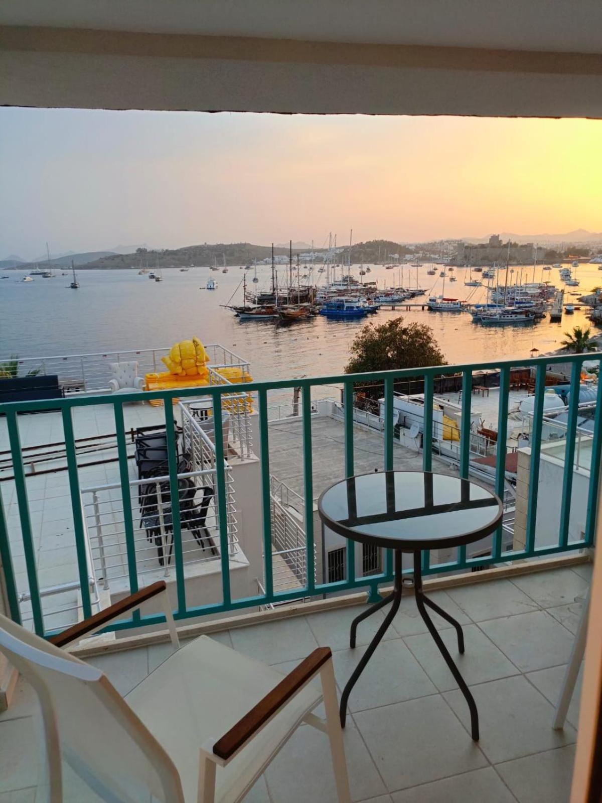 Double Room with Sea View photo 2