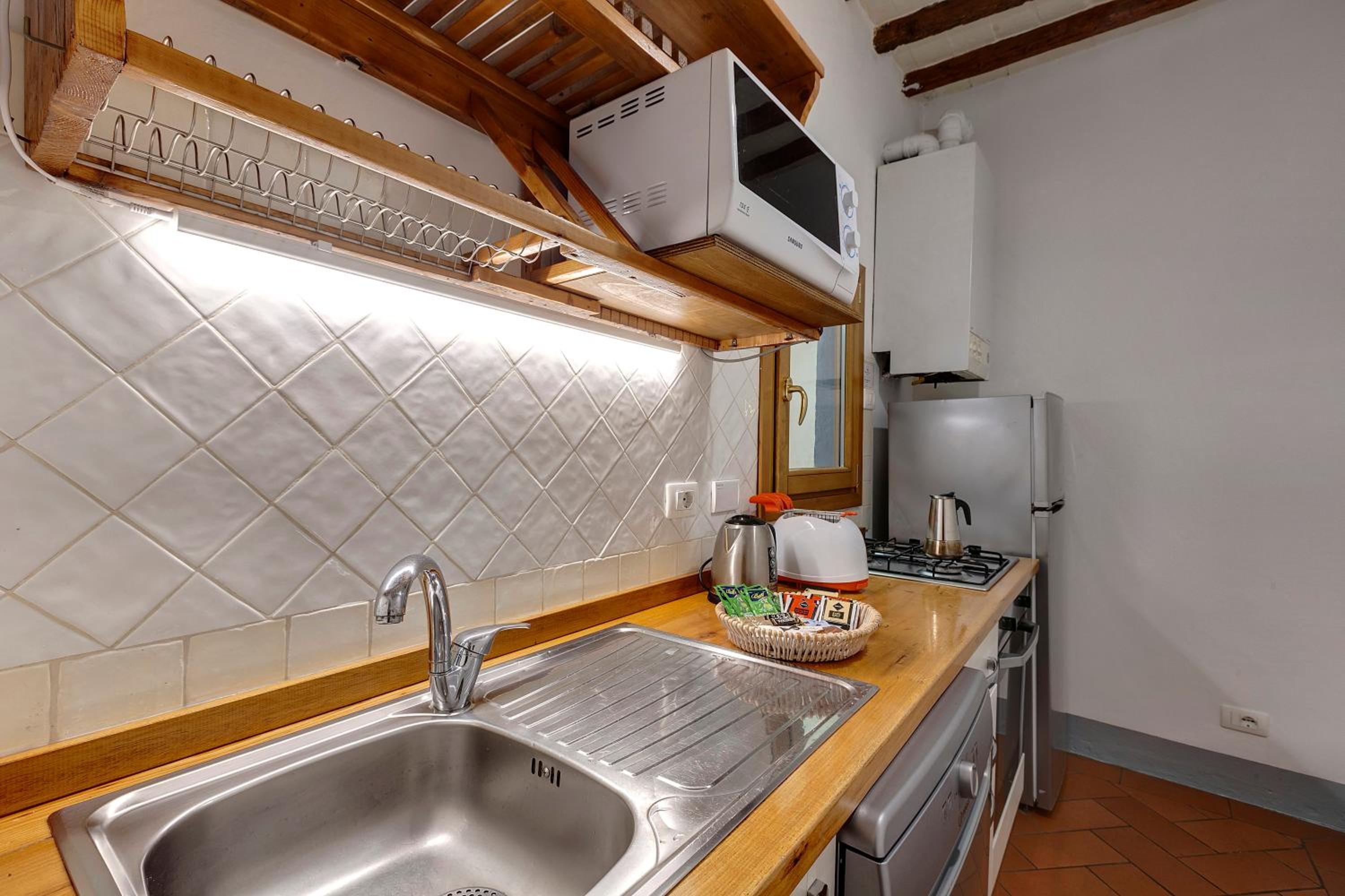 Apartment with Terrace photo 3