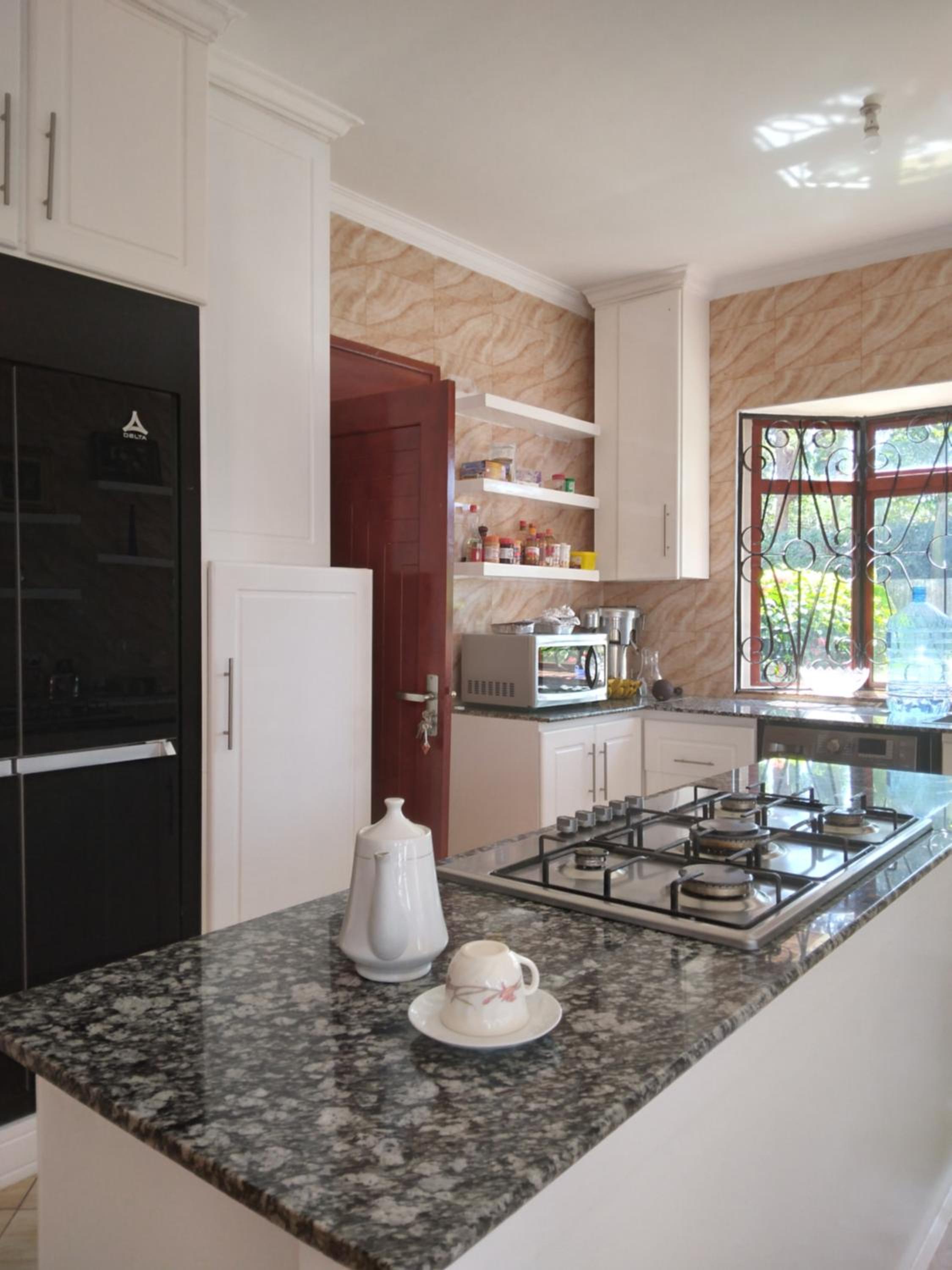 Three-Bedroom Villa - Photo 24